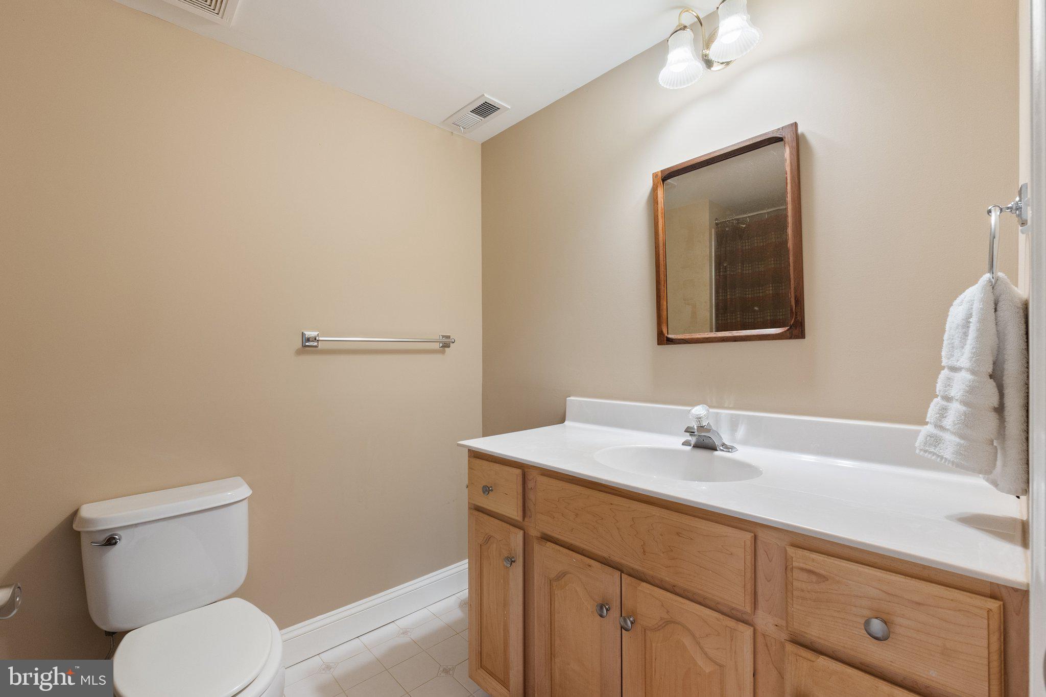 LODGE LAND FARMS - Residential