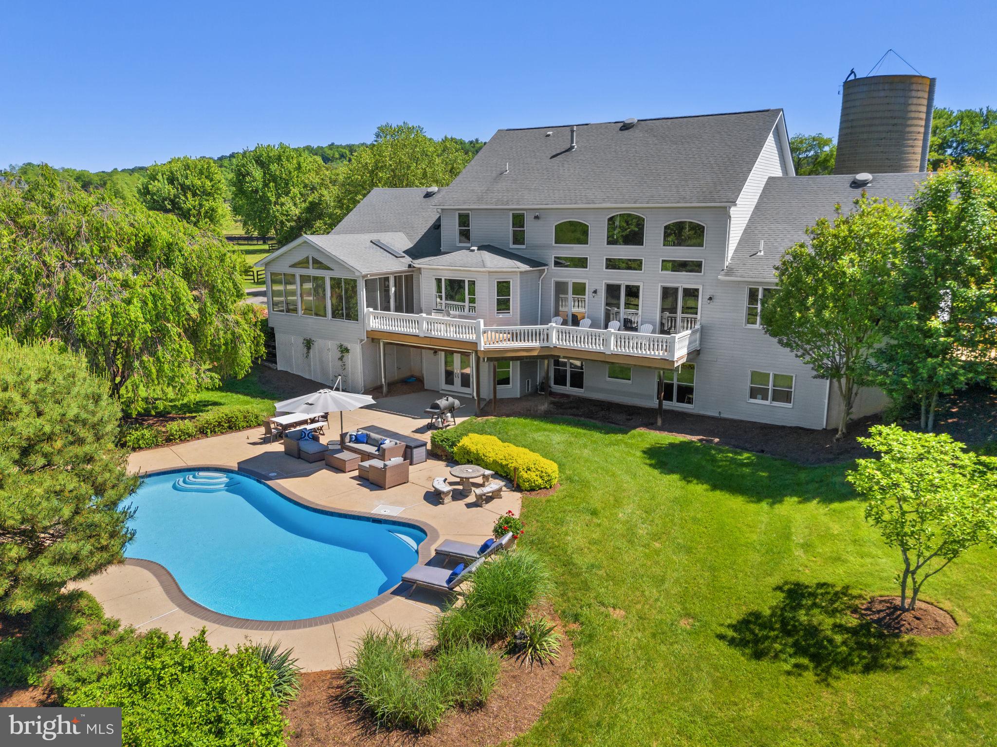 LODGE LAND FARMS - Residential