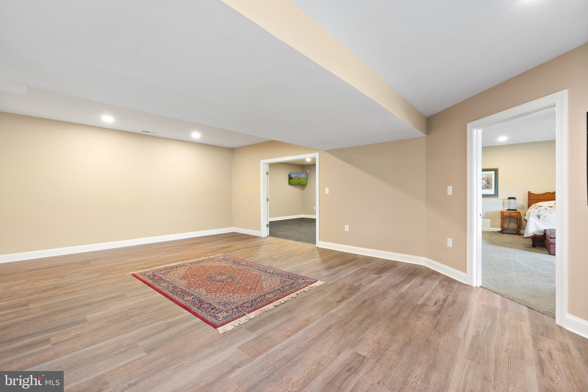 LODGE LAND FARMS - Residential