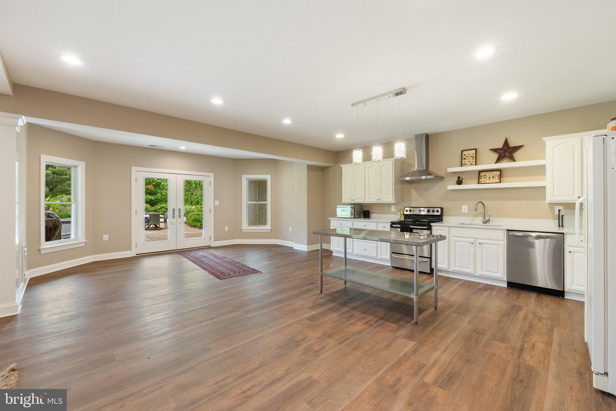 LODGE LAND FARMS - Residential