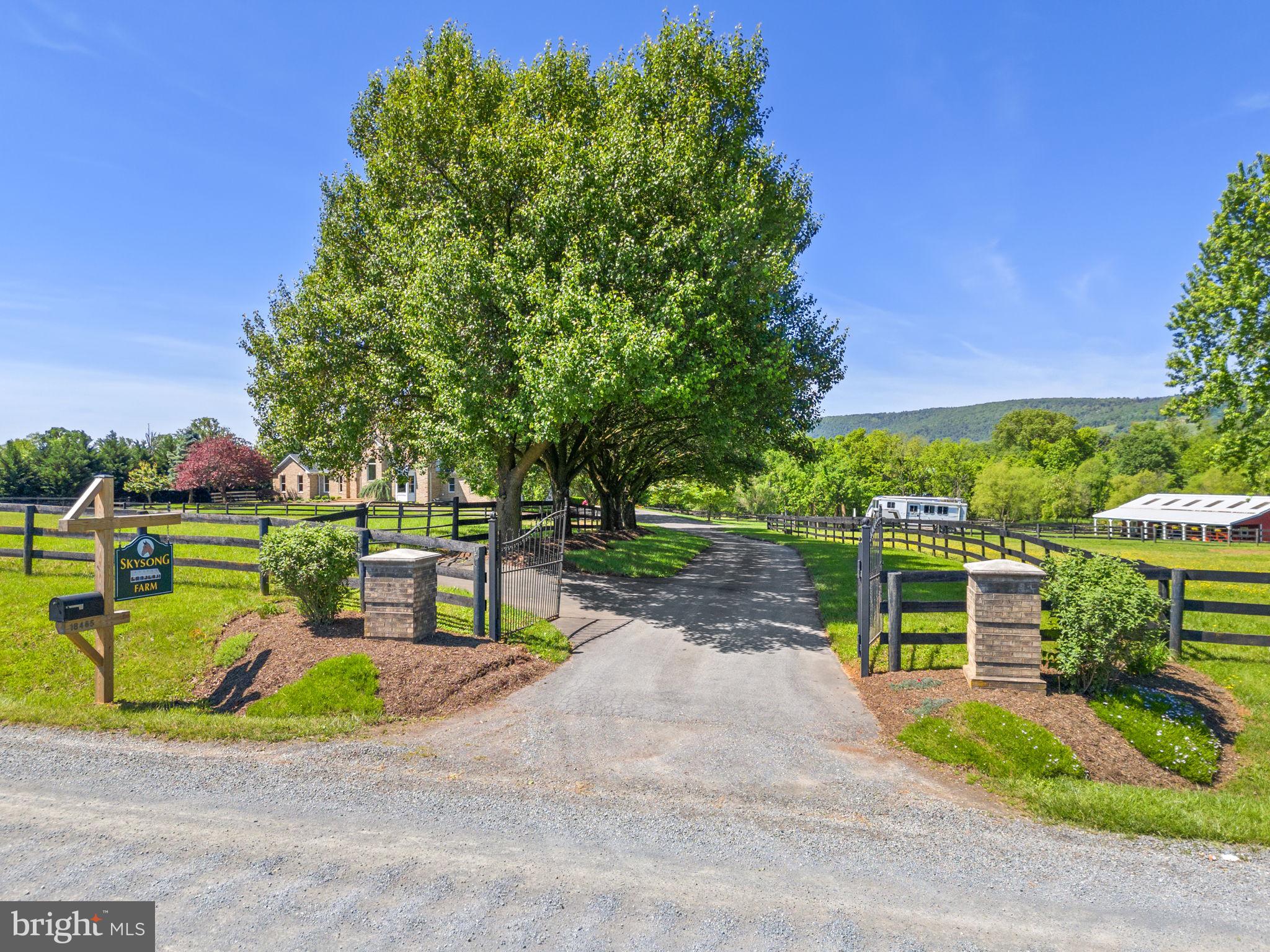 LODGE LAND FARMS - Residential