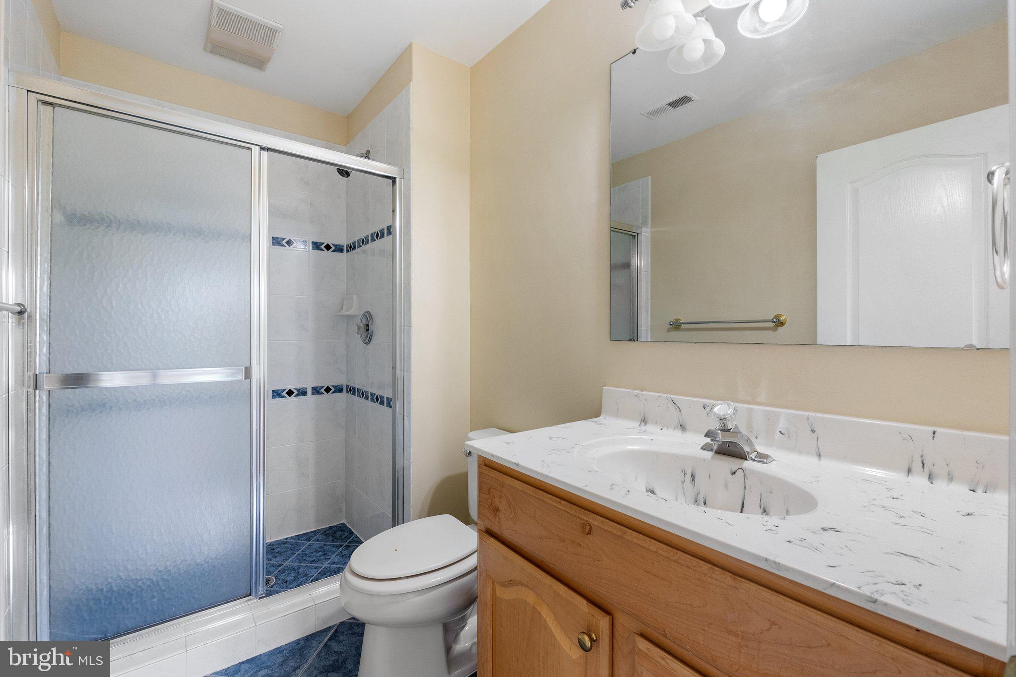 LODGE LAND FARMS - Residential