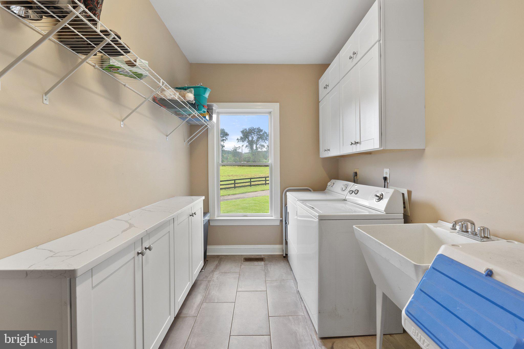 LODGE LAND FARMS - Residential