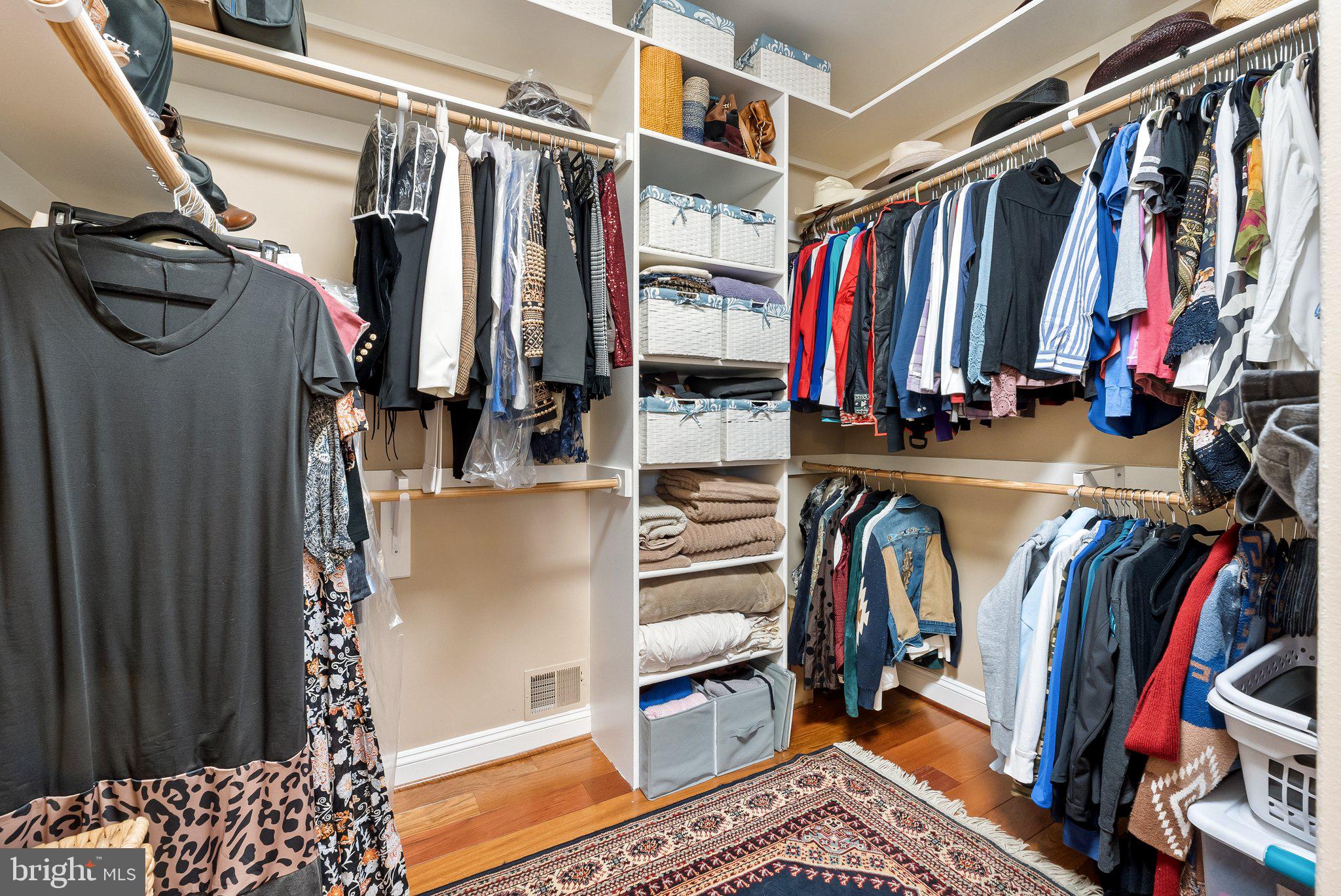 LODGE LAND FARMS - Residential