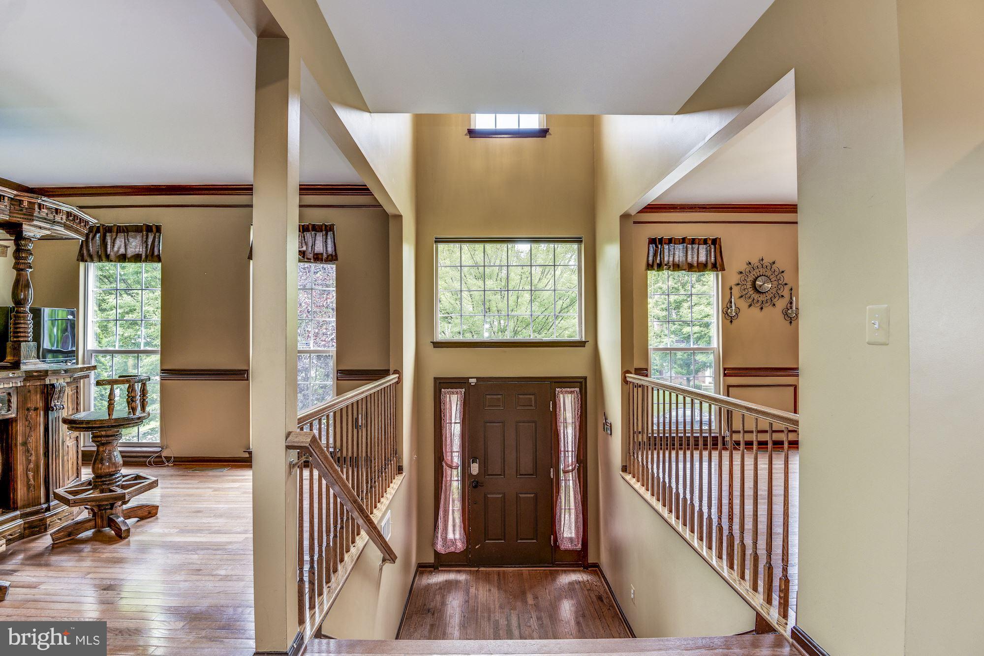 SARATOGA HUNT - Residential