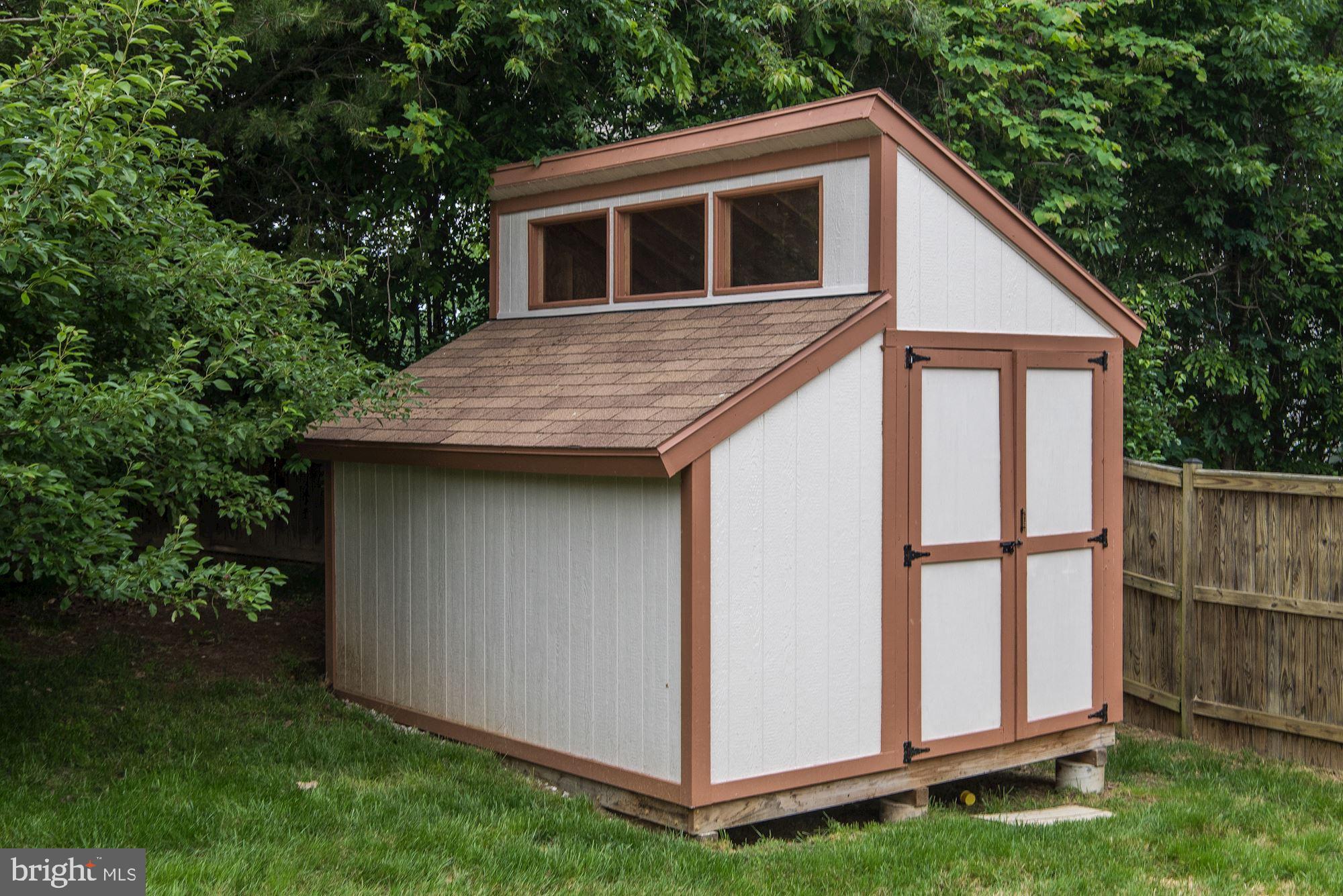 SARATOGA HUNT - Residential