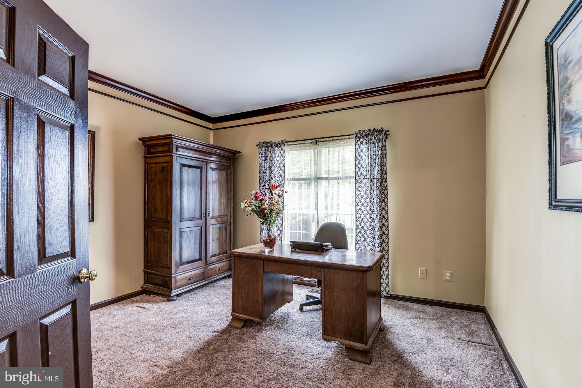 SARATOGA HUNT - Residential