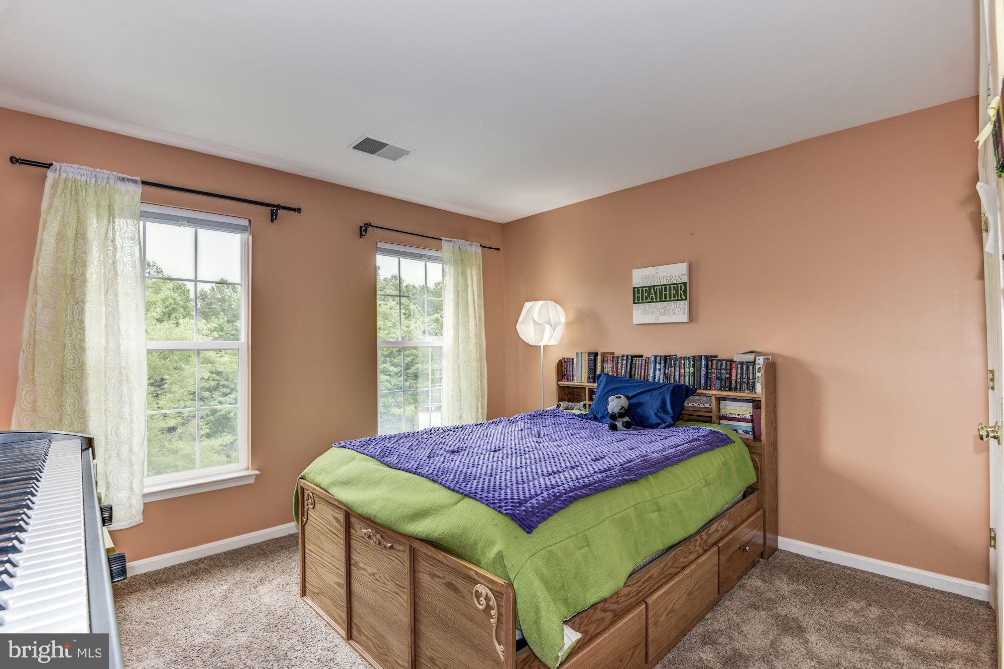 SARATOGA HUNT - Residential