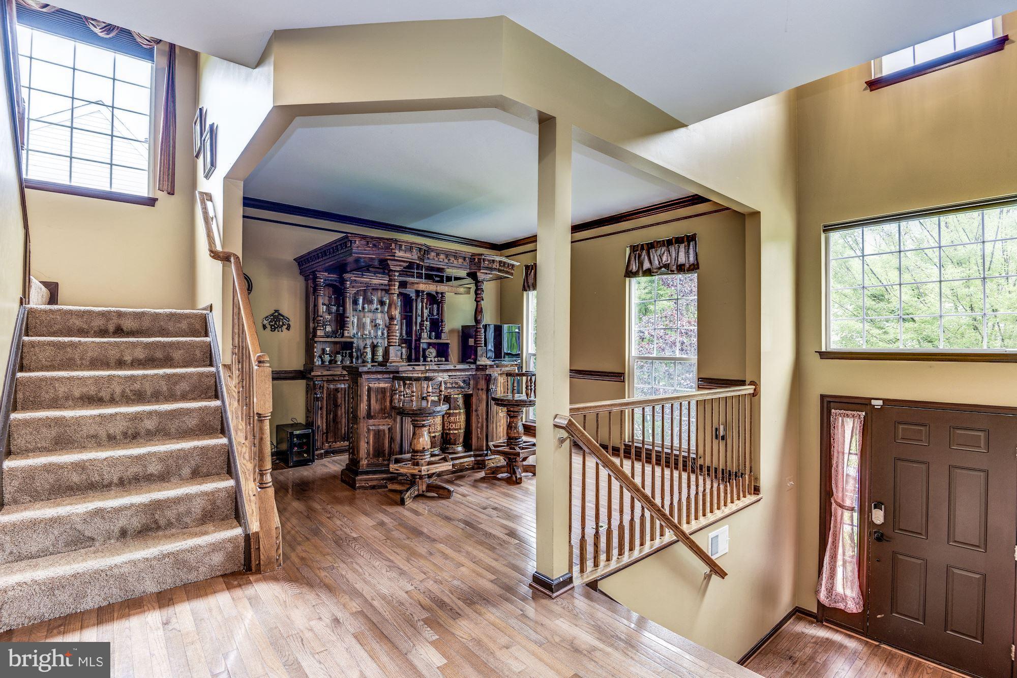 SARATOGA HUNT - Residential