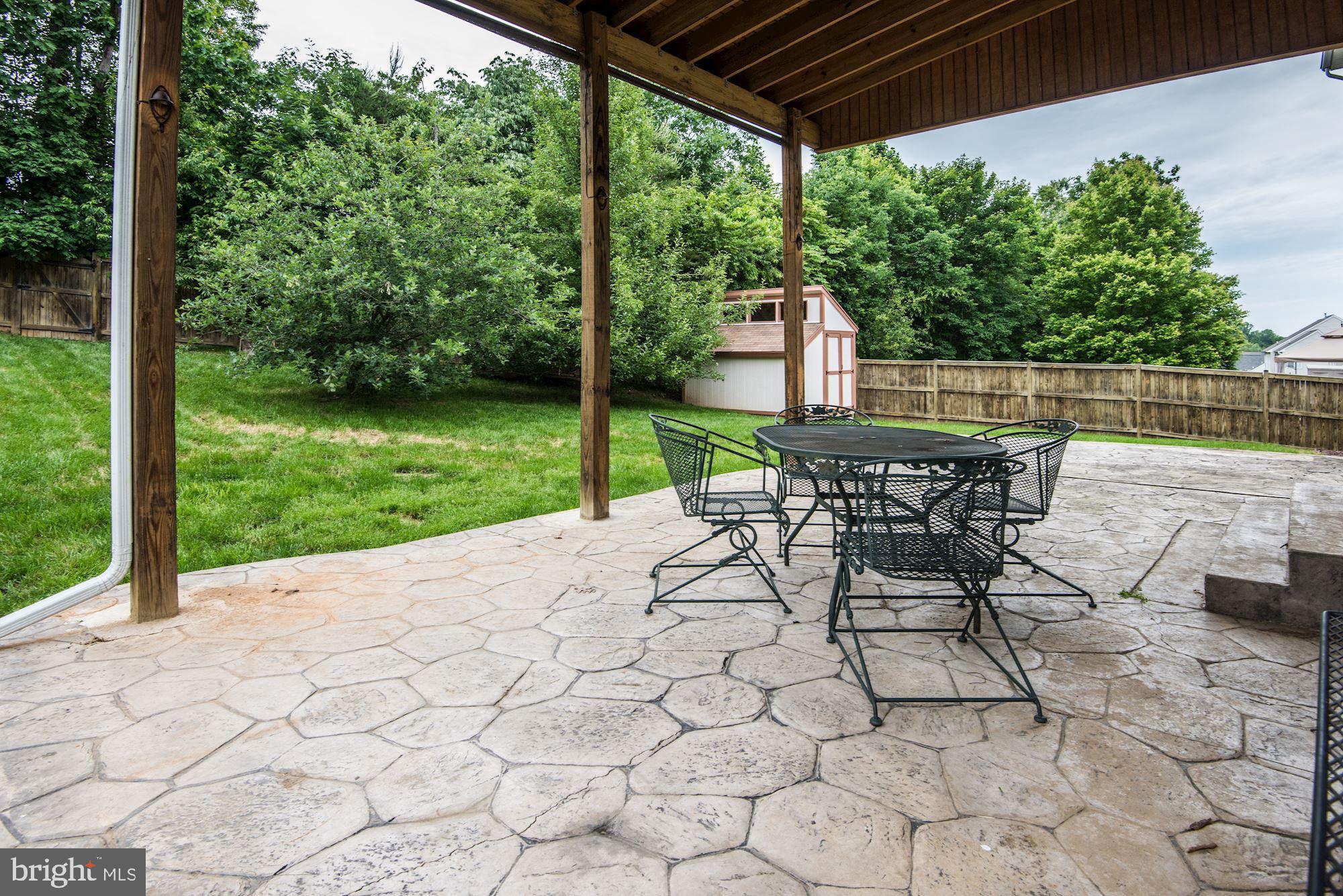 SARATOGA HUNT - Residential