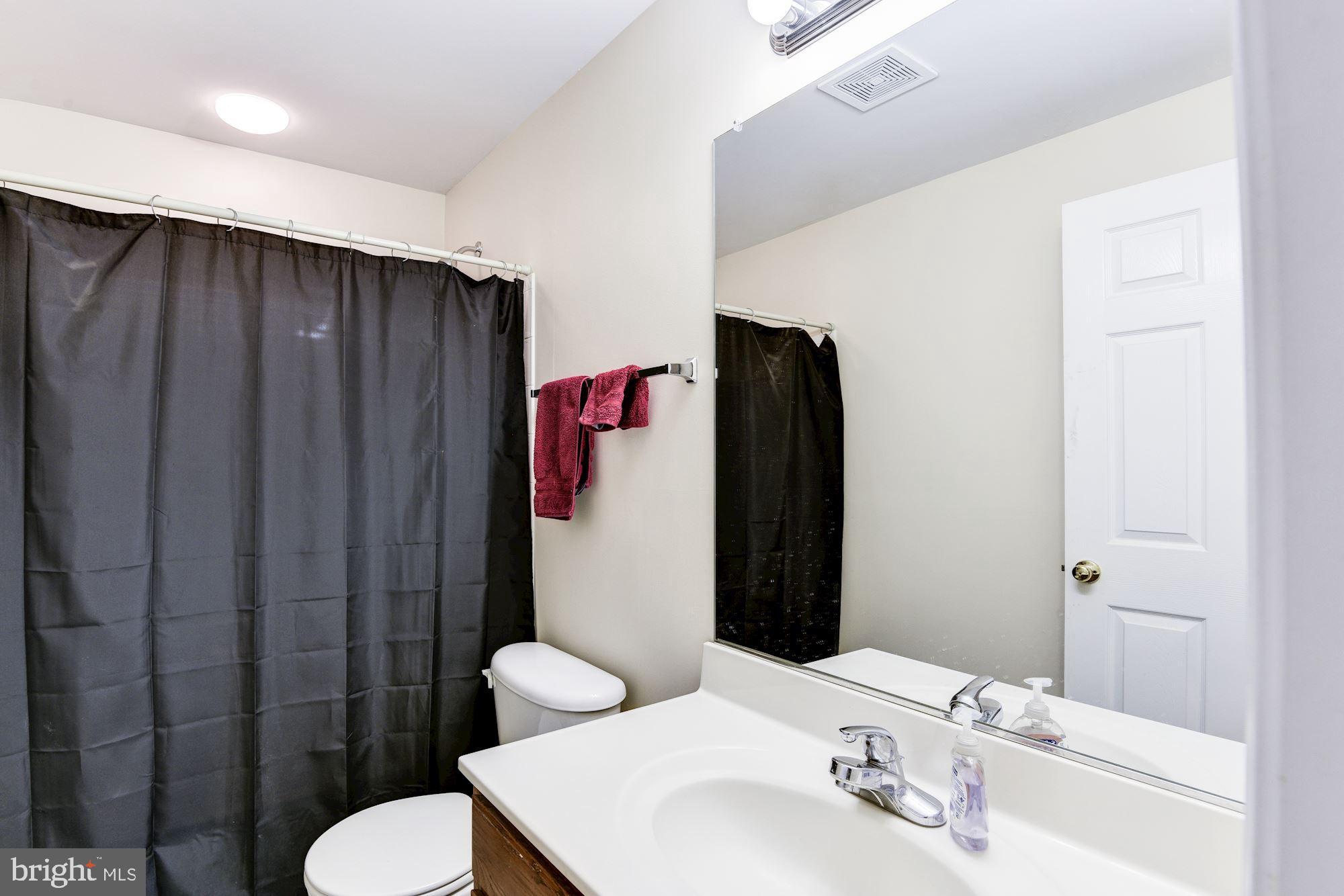 SARATOGA HUNT - Residential