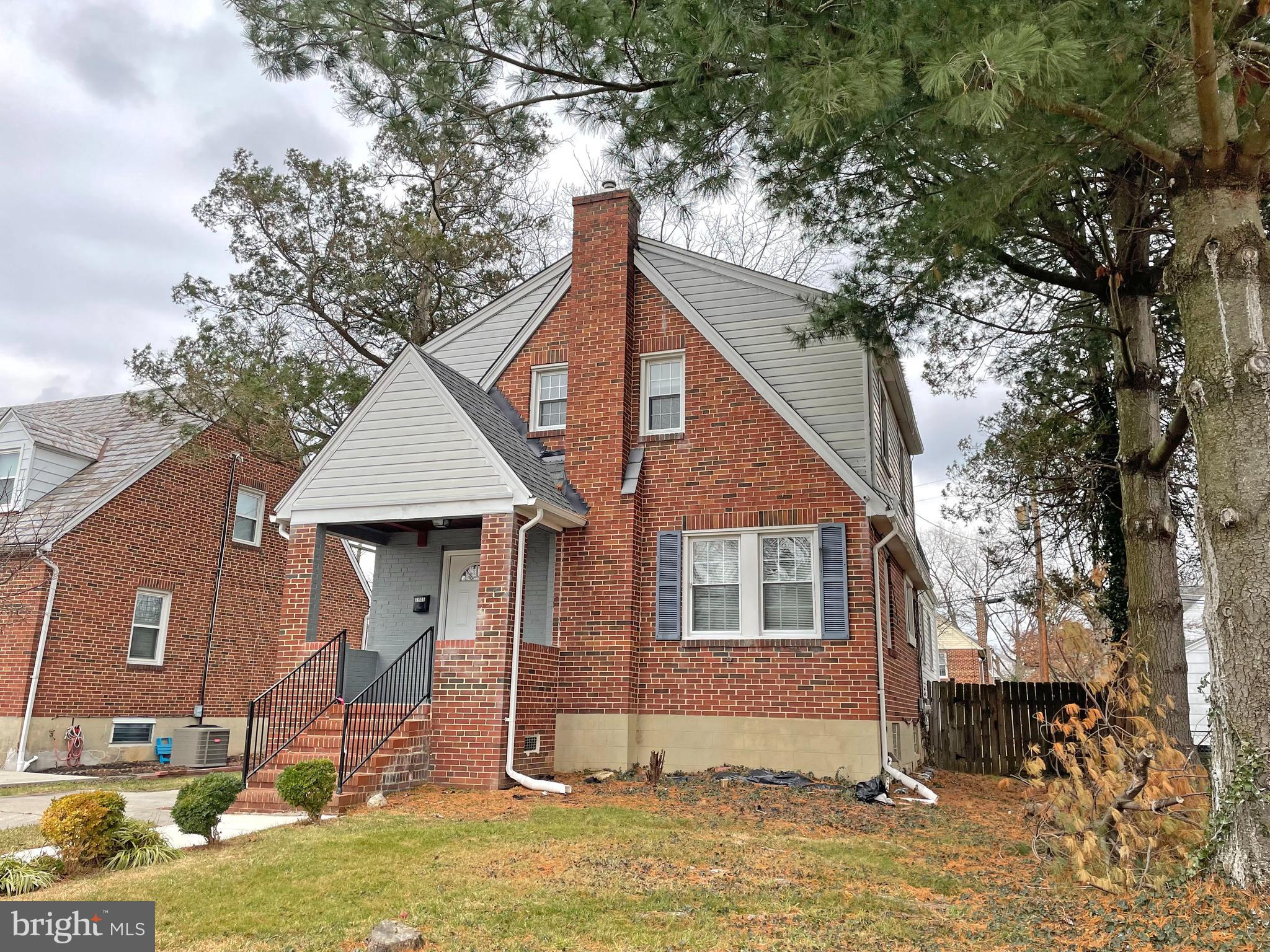 VILLA CRESTA - Residential