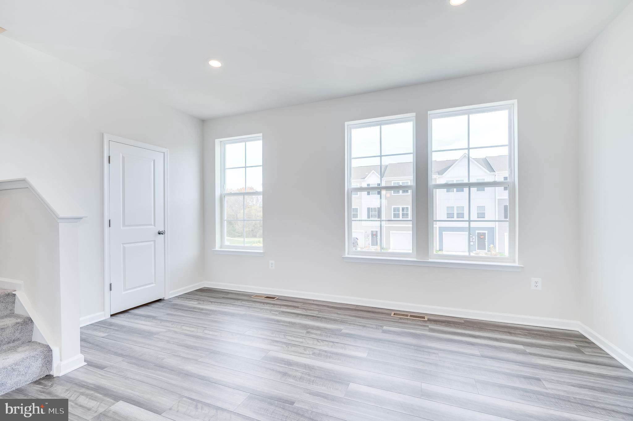 WILLOW GLEN - Residential Lease