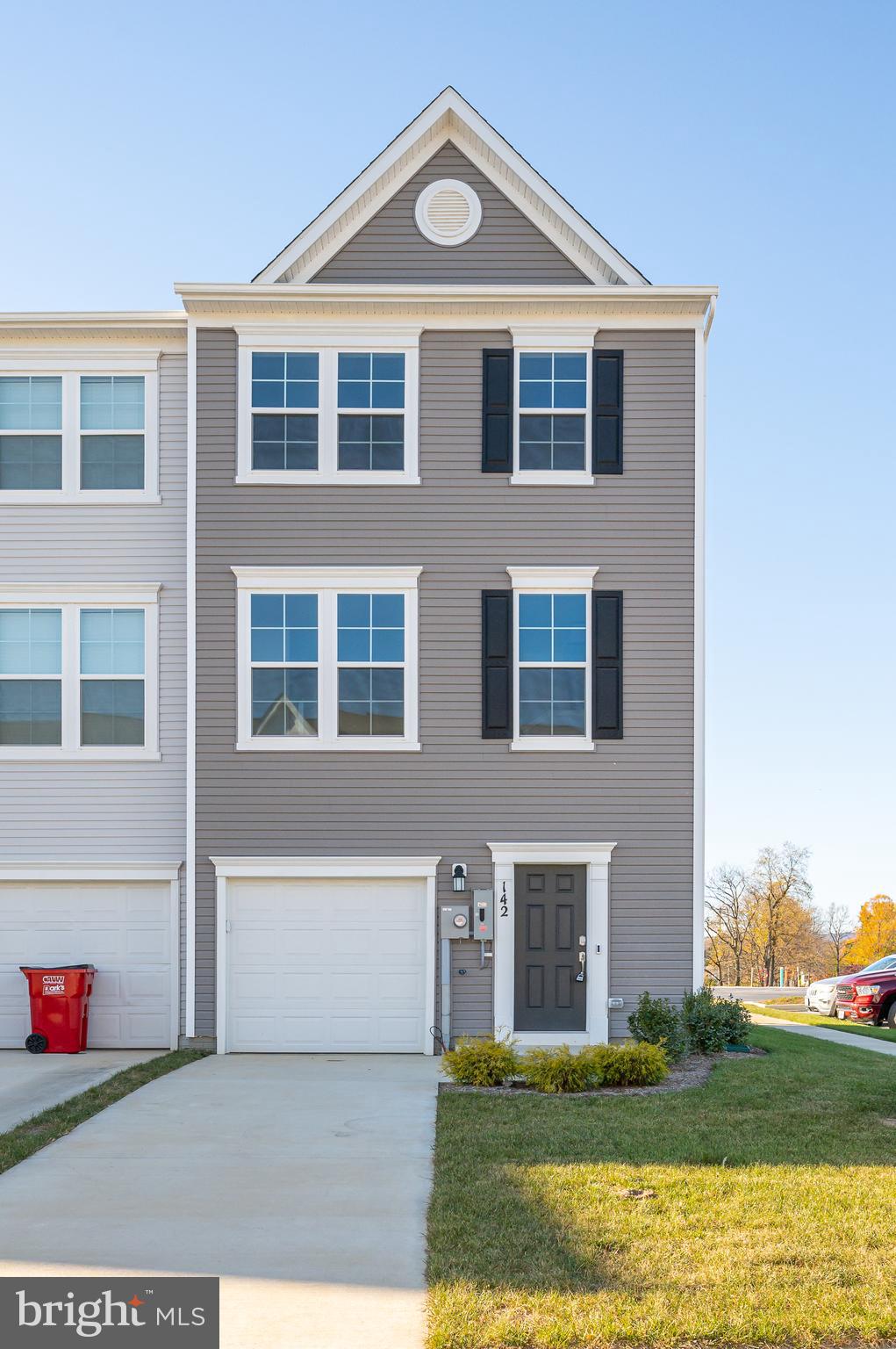 WILLOW GLEN - Residential Lease