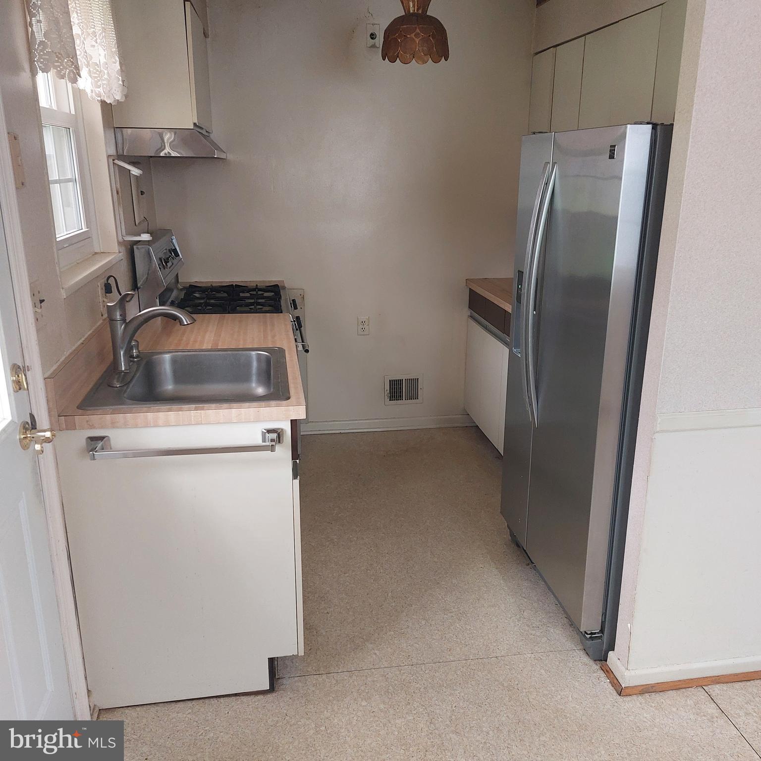 COCKEYSVILLE - Residential