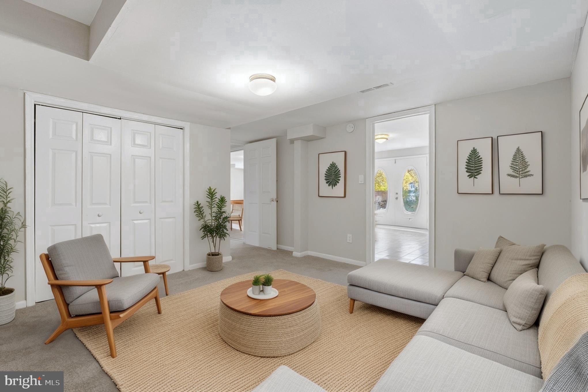 HIGH POINT - Residential