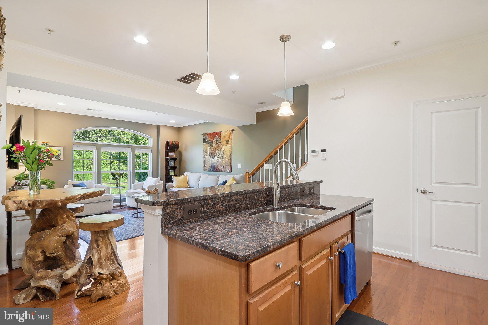 MORLEY CORNER - Residential