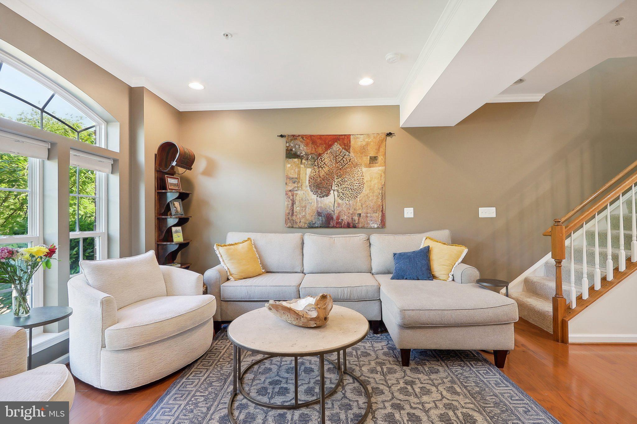 MORLEY CORNER - Residential