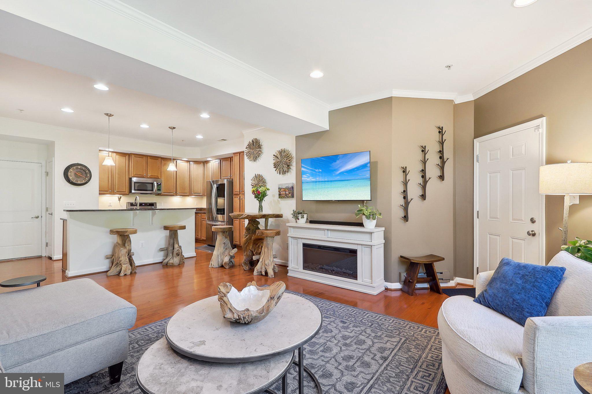 MORLEY CORNER - Residential