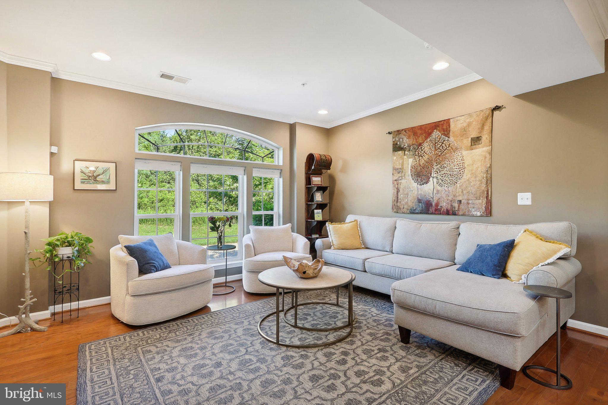 MORLEY CORNER - Residential