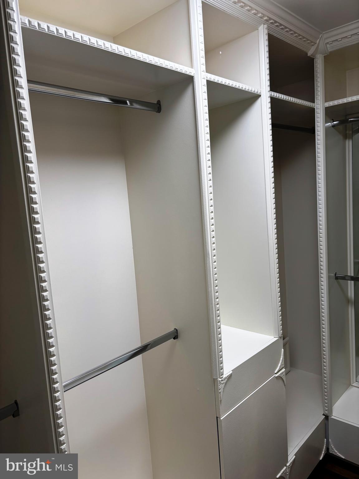 SUMMERHOUSE CONDO - Residential