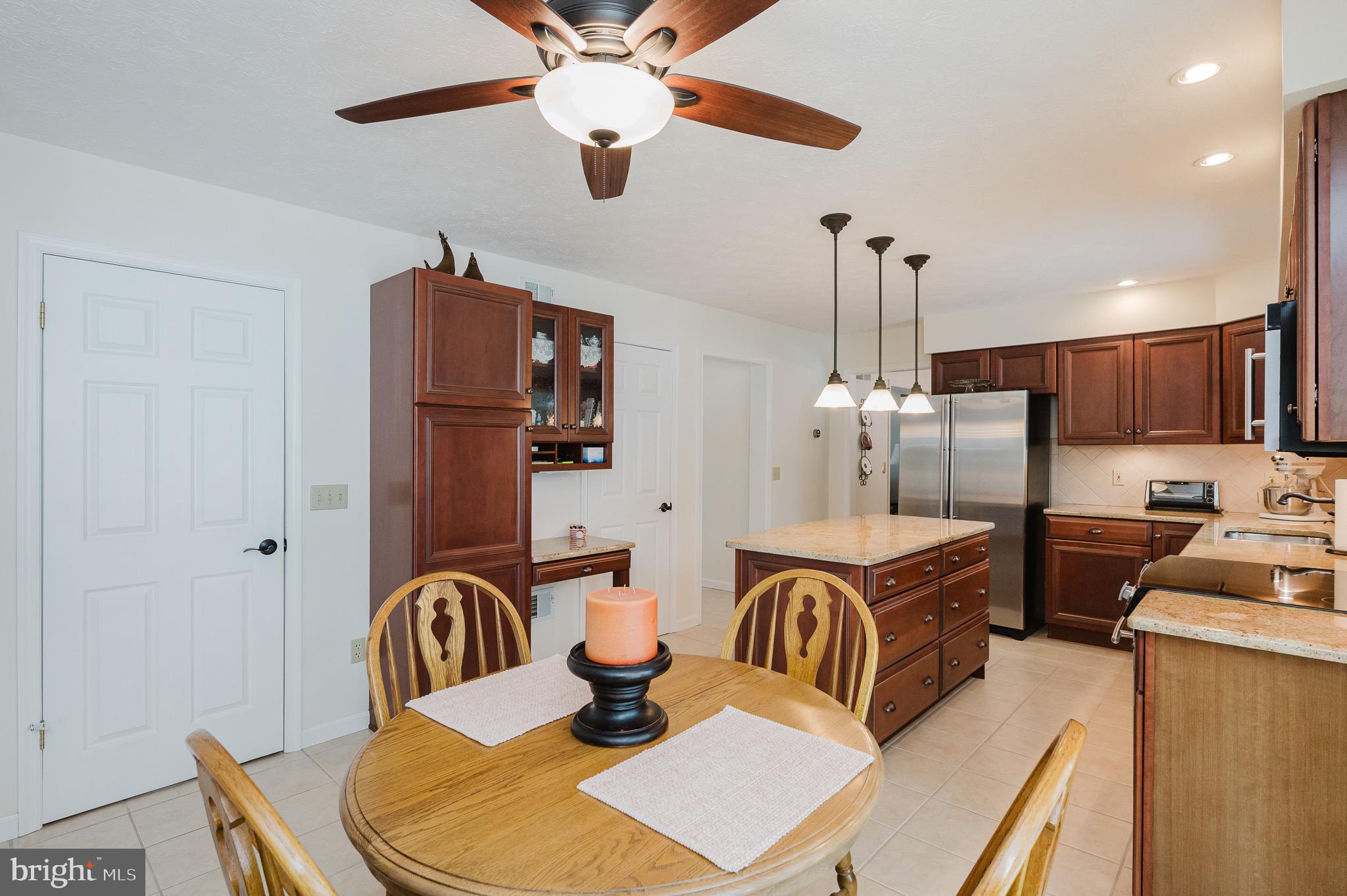 STRAWBERRY FIELDS - Residential