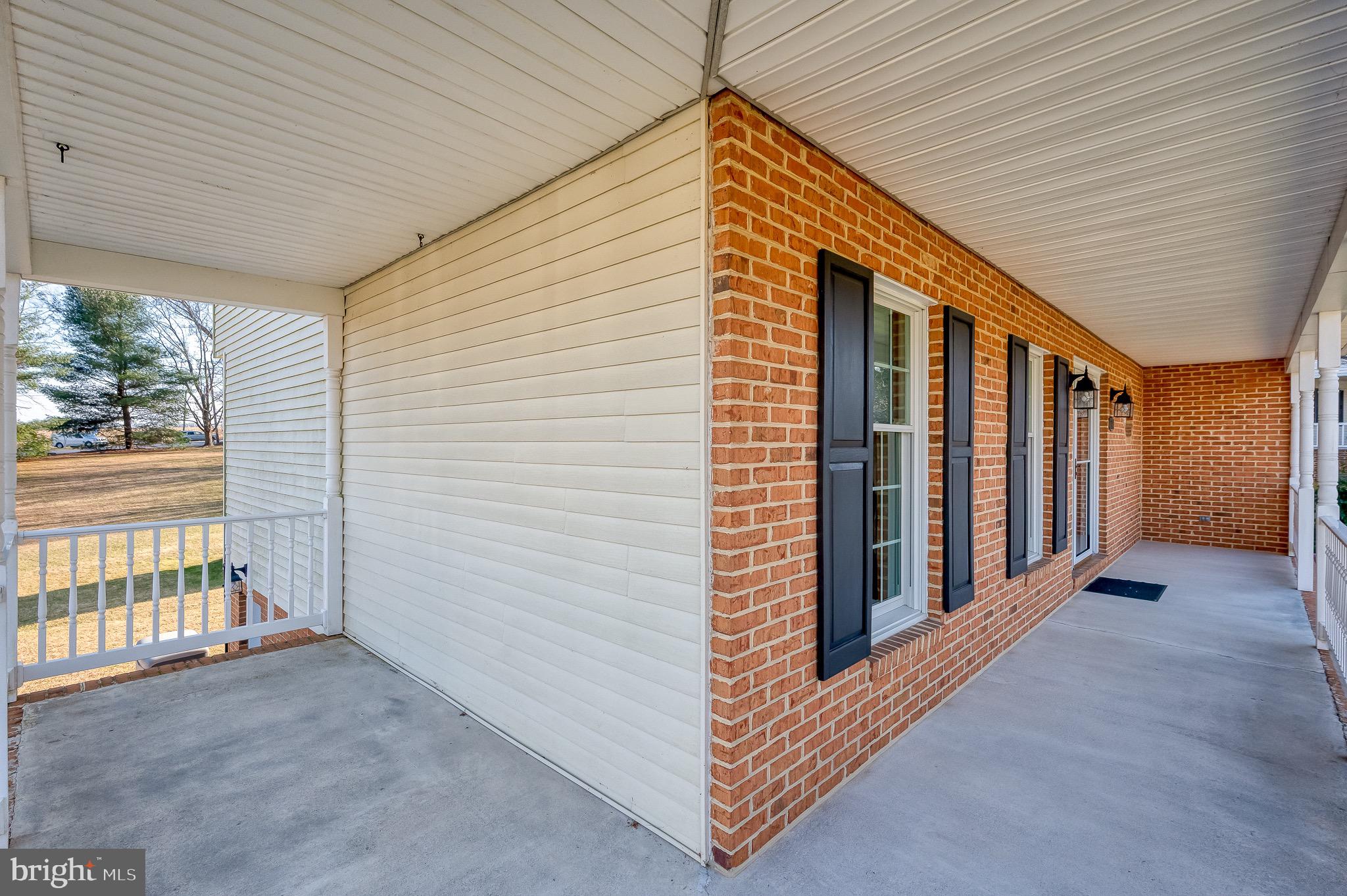 STRAWBERRY FIELDS - Residential