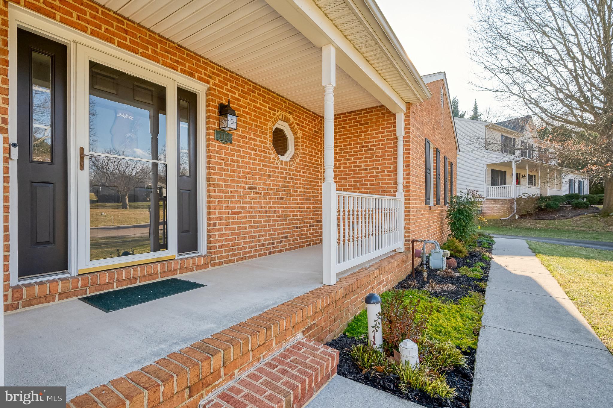 STRAWBERRY FIELDS - Residential