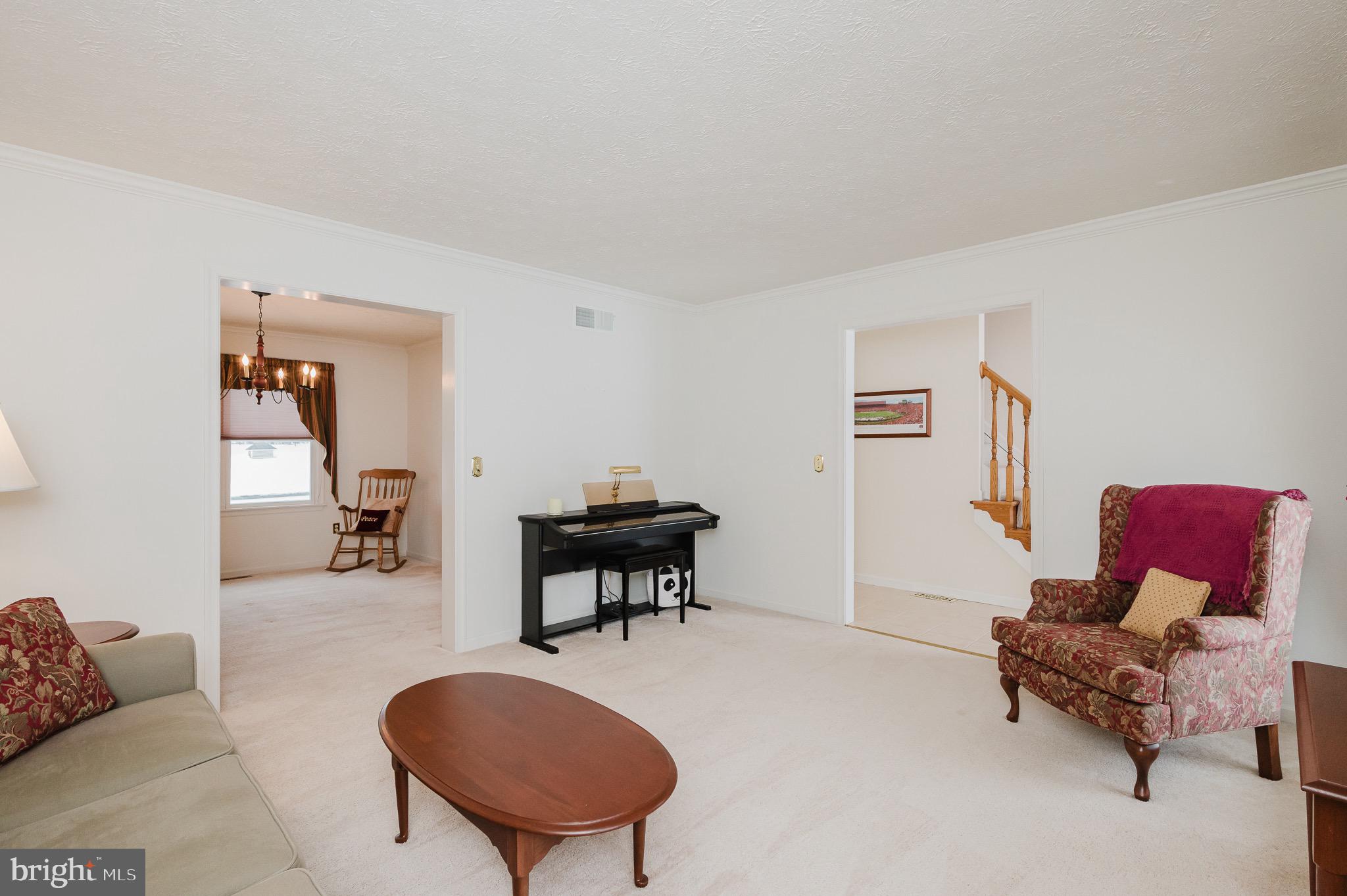 STRAWBERRY FIELDS - Residential