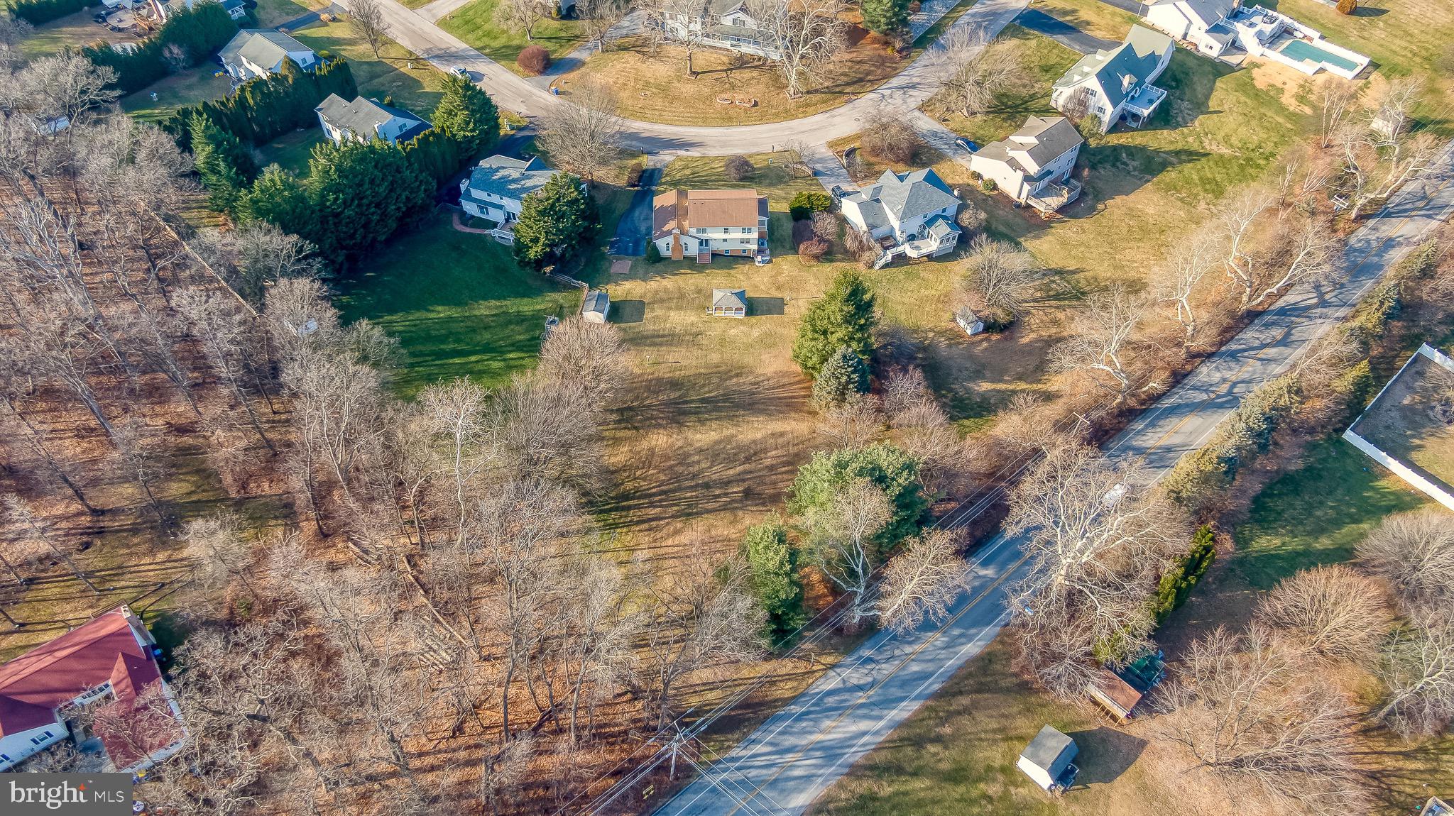 STRAWBERRY FIELDS - Residential