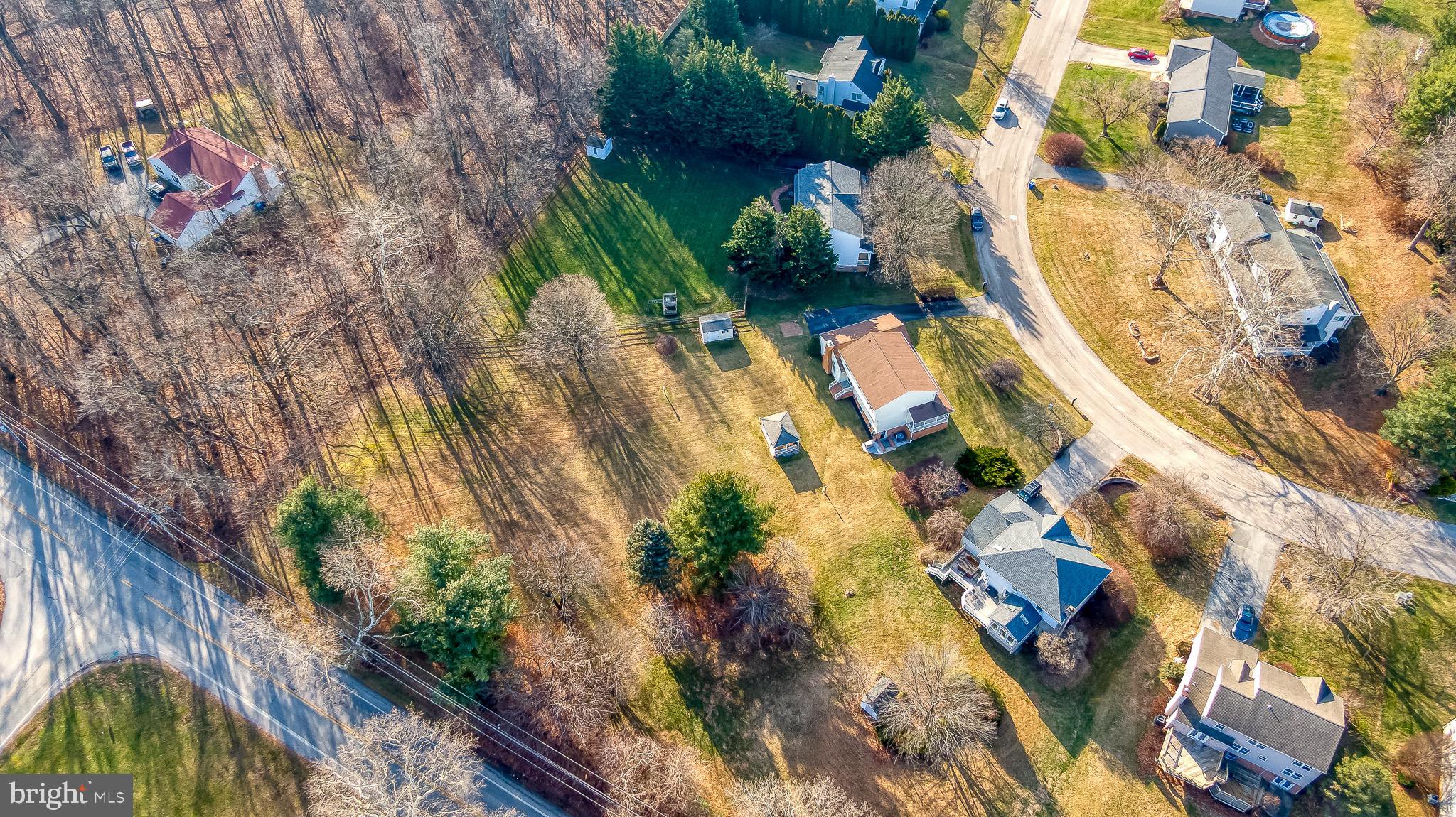 STRAWBERRY FIELDS - Residential