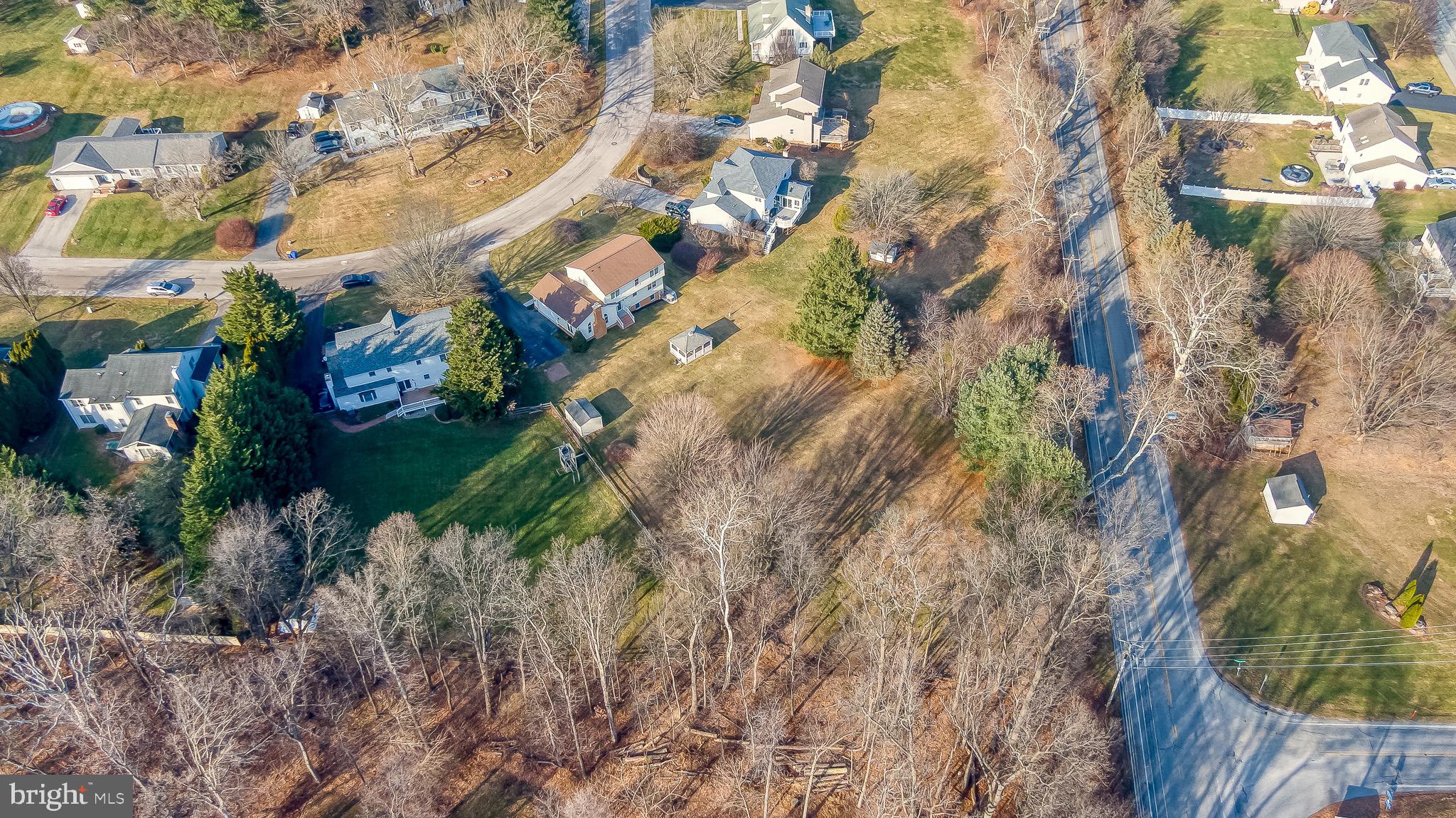 STRAWBERRY FIELDS - Residential