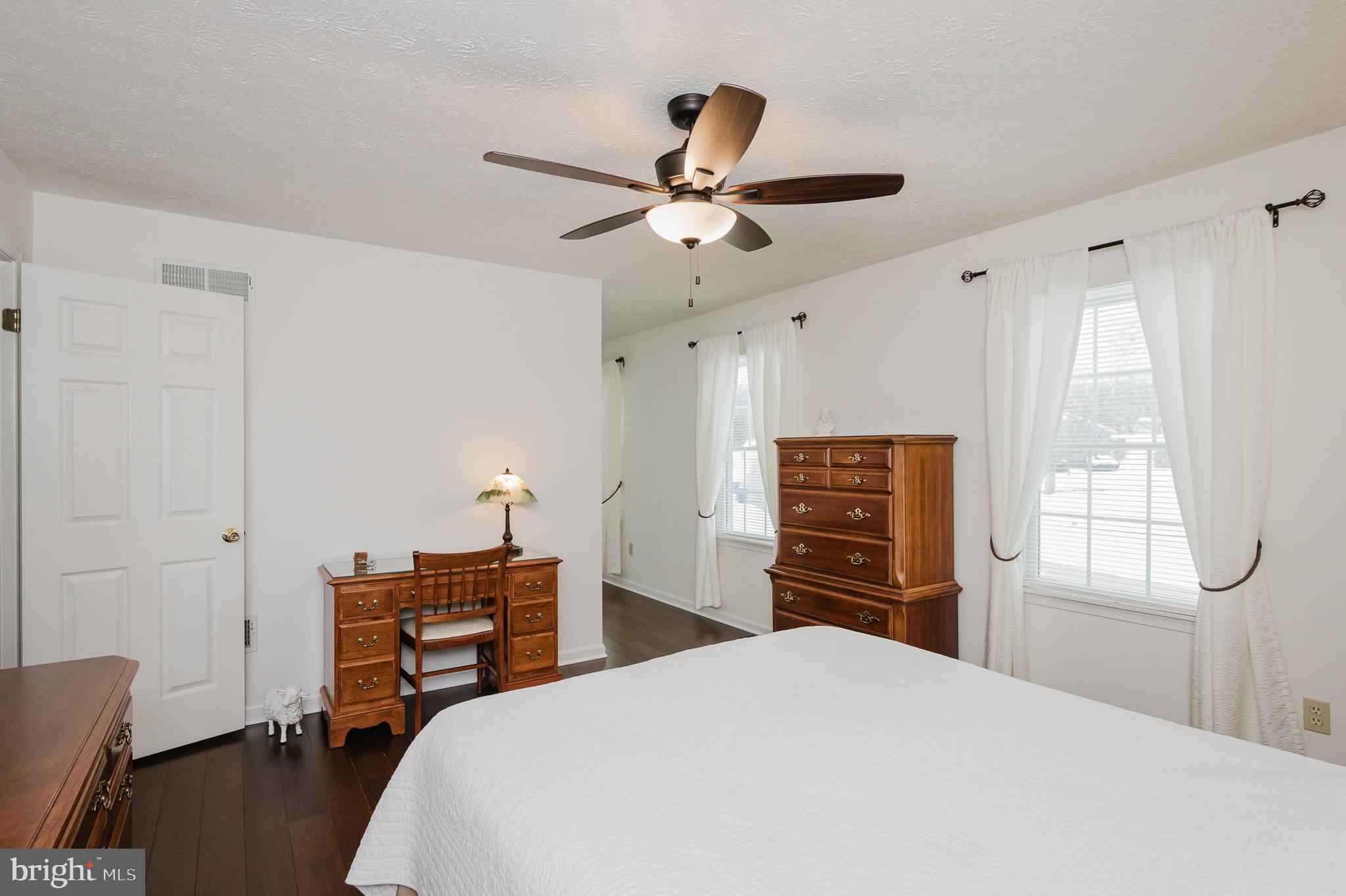 STRAWBERRY FIELDS - Residential