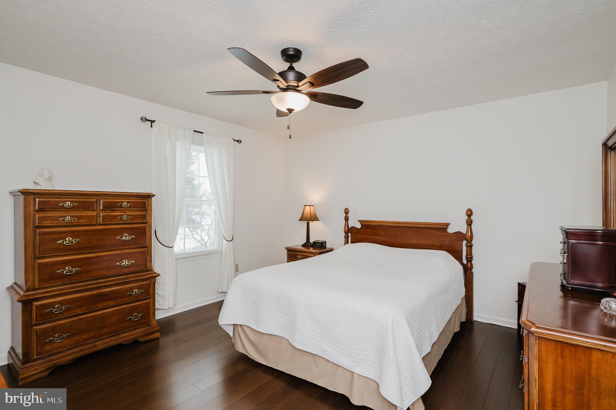 STRAWBERRY FIELDS - Residential