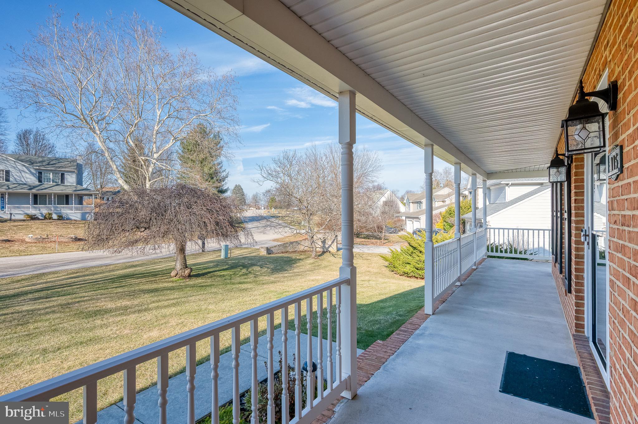 STRAWBERRY FIELDS - Residential