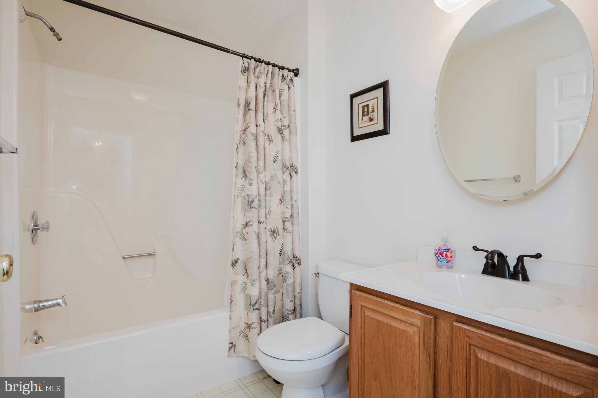 STRAWBERRY FIELDS - Residential