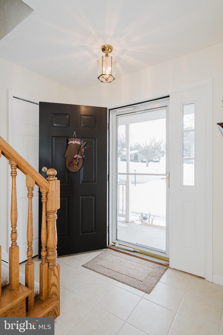 STRAWBERRY FIELDS - Residential