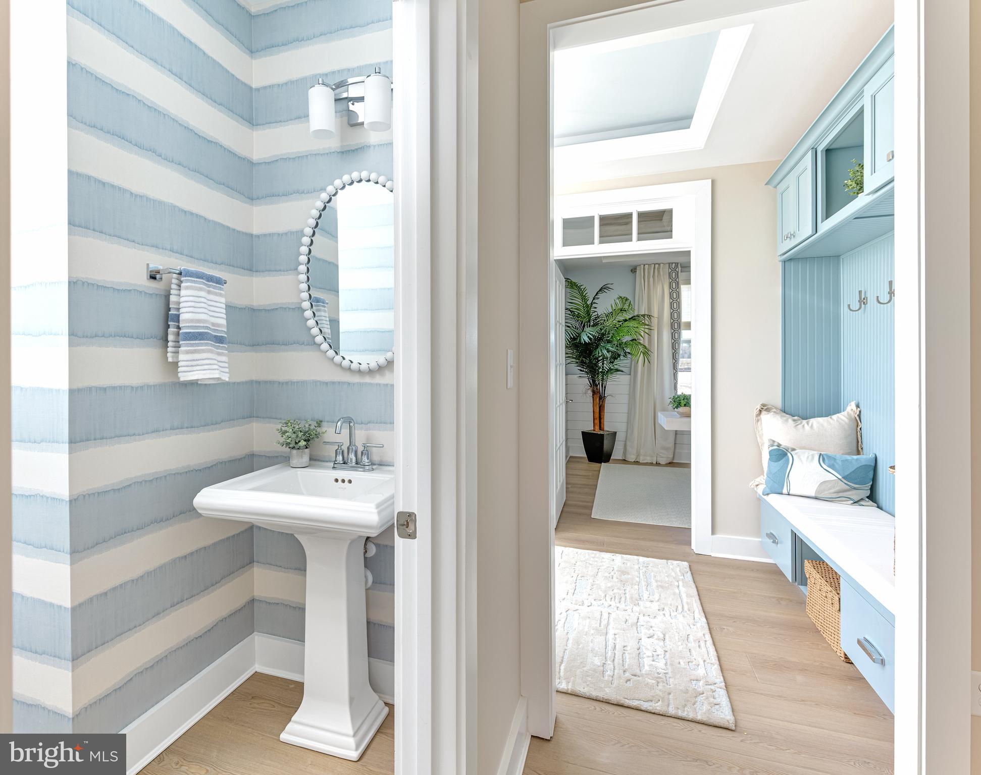 CHANNEL POINTE - Residential