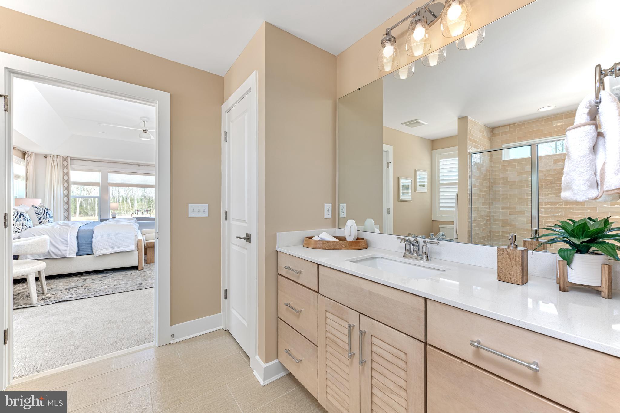 CHANNEL POINTE - Residential