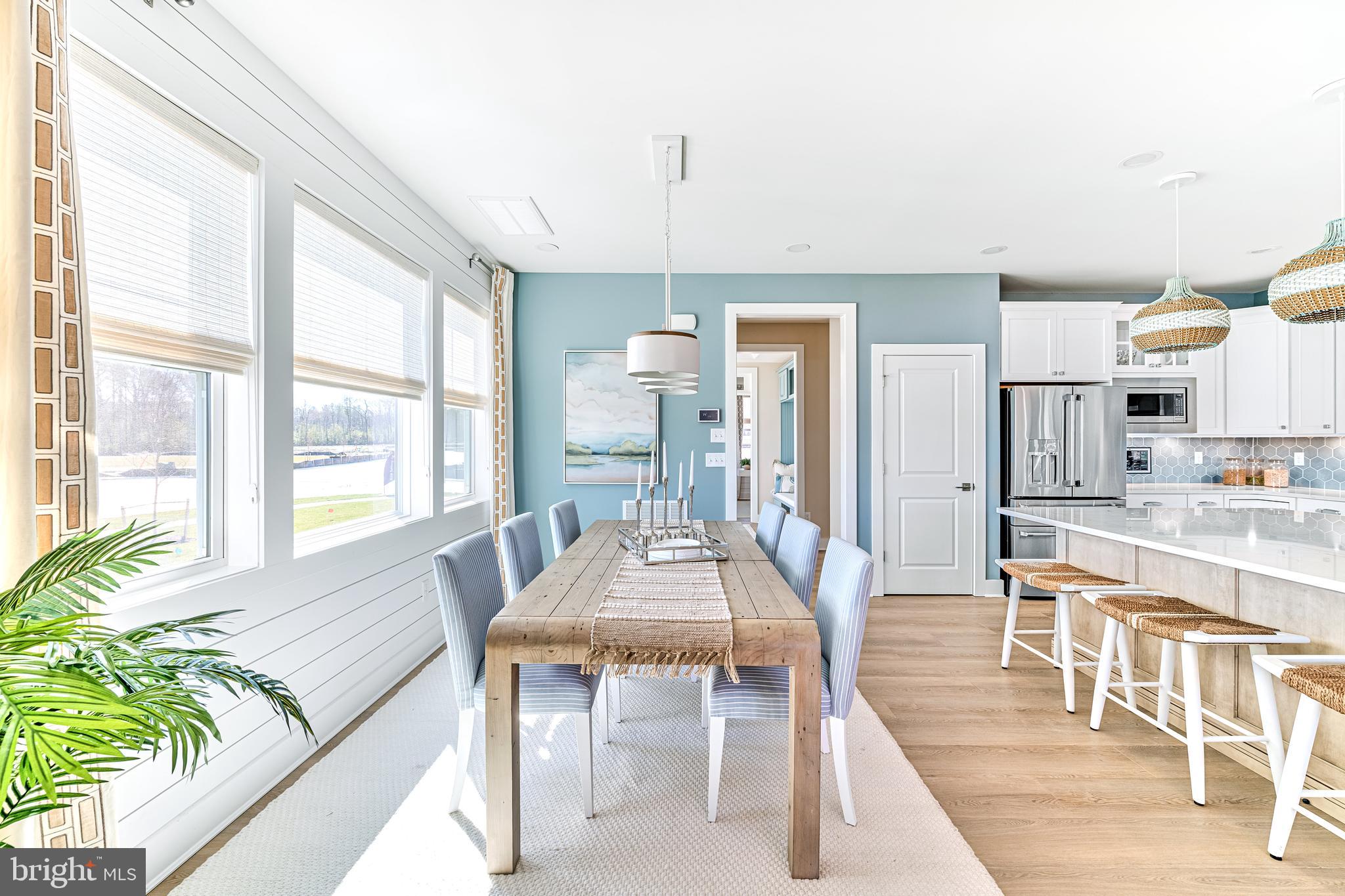 CHANNEL POINTE - Residential