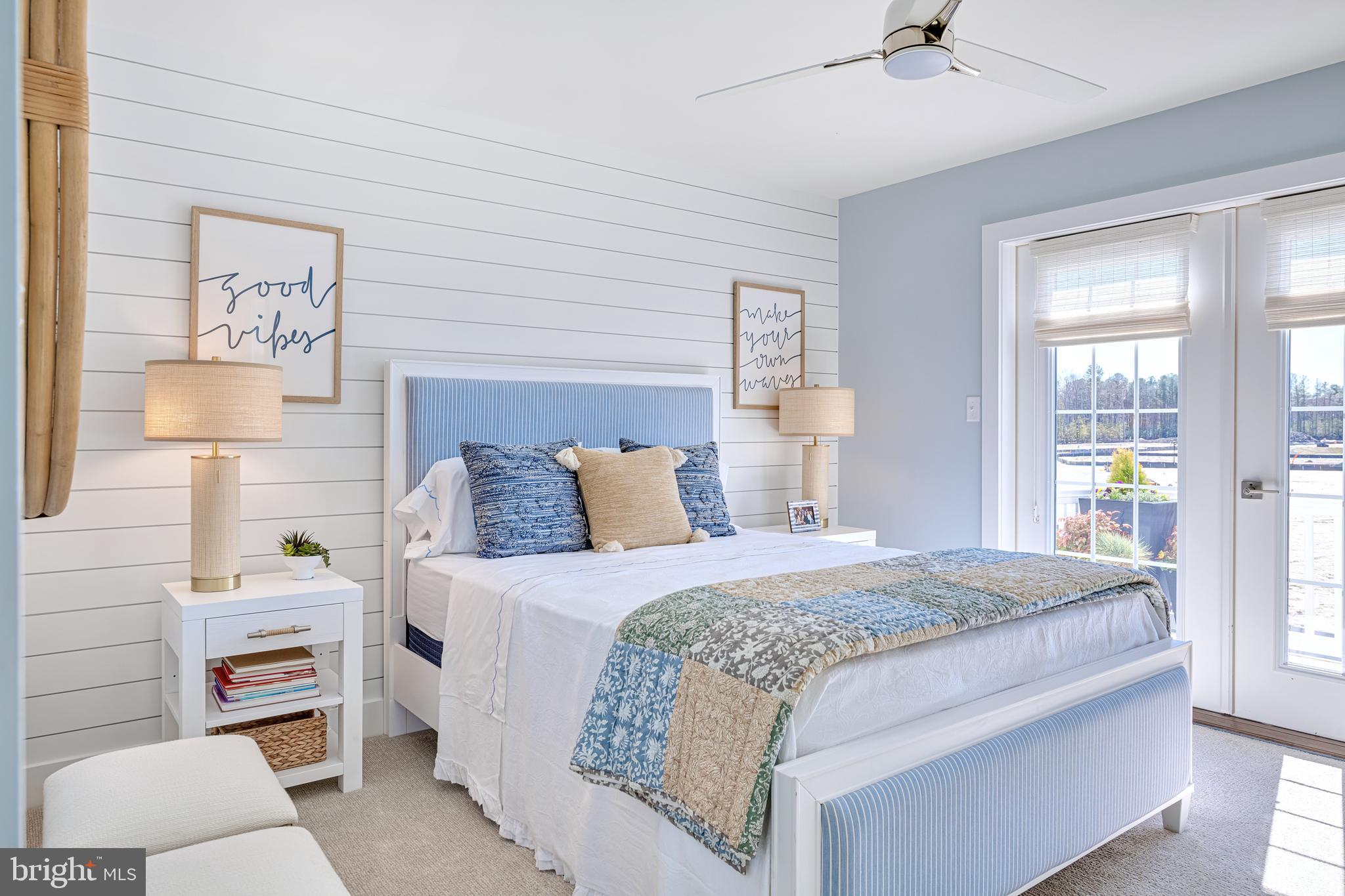 CHANNEL POINTE - Residential