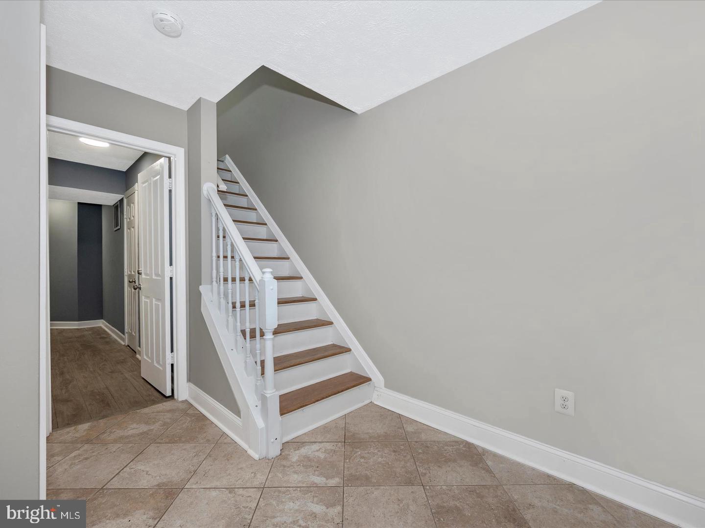 FREDERICK HEIGHTS - Residential Lease