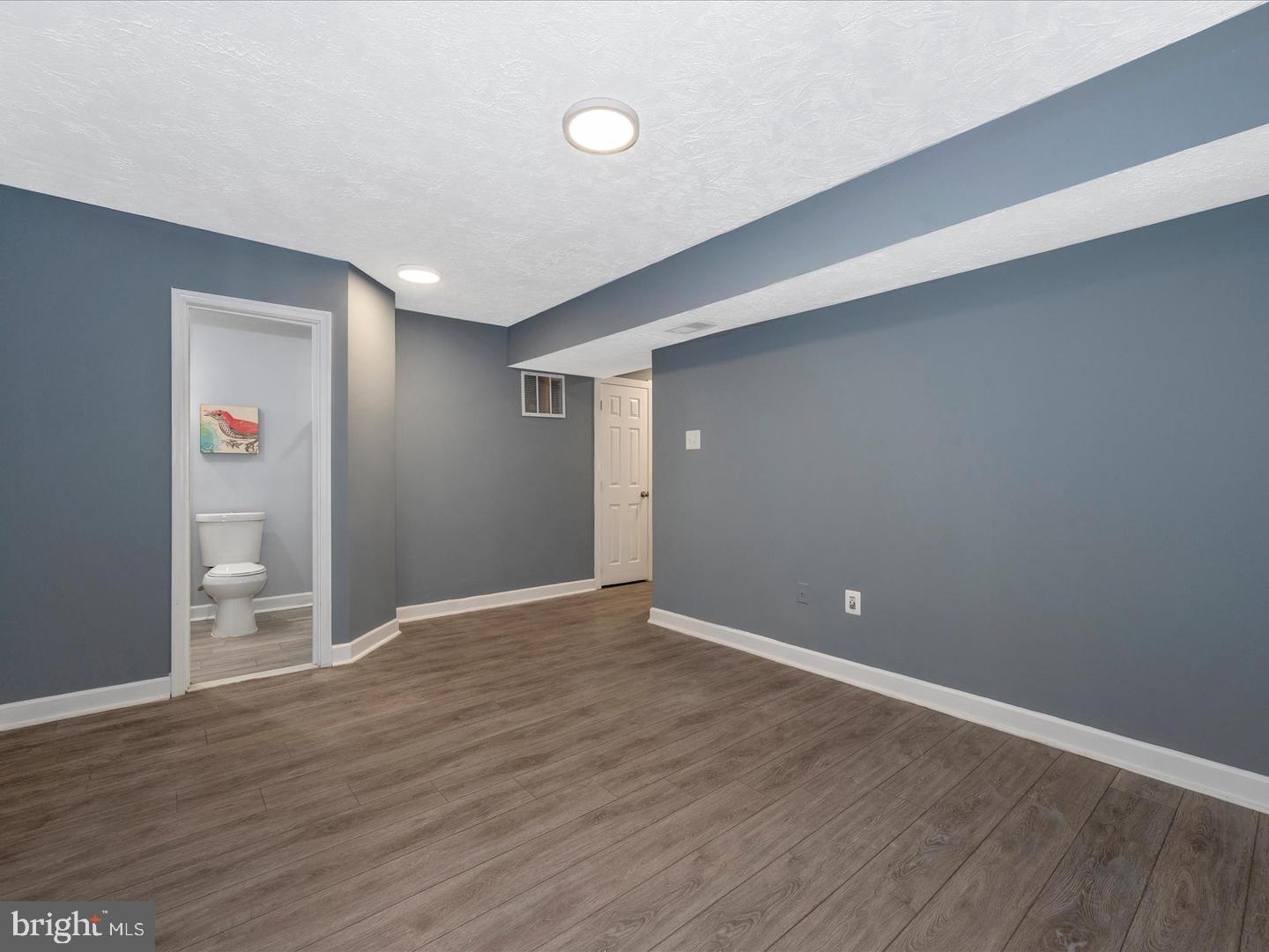 FREDERICK HEIGHTS - Residential Lease