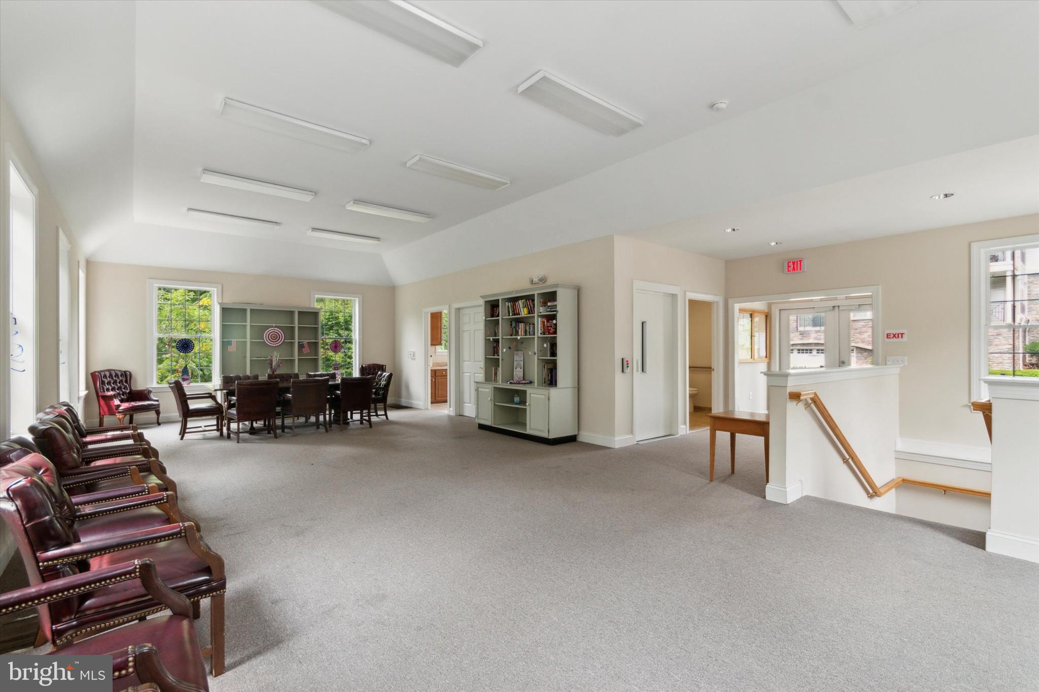 THE HOLLOW AT FOX VA - Residential