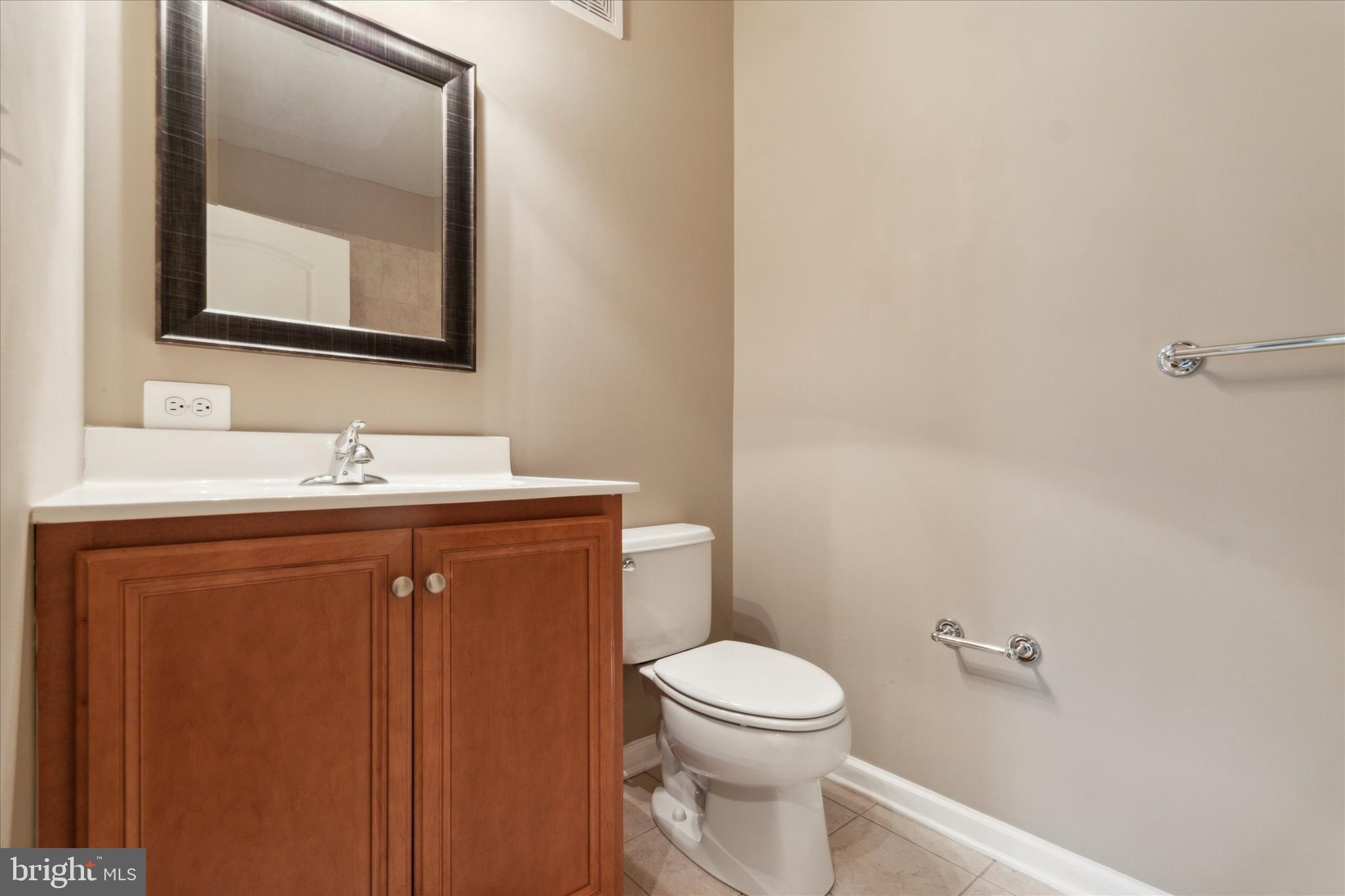 THE HOLLOW AT FOX VA - Residential