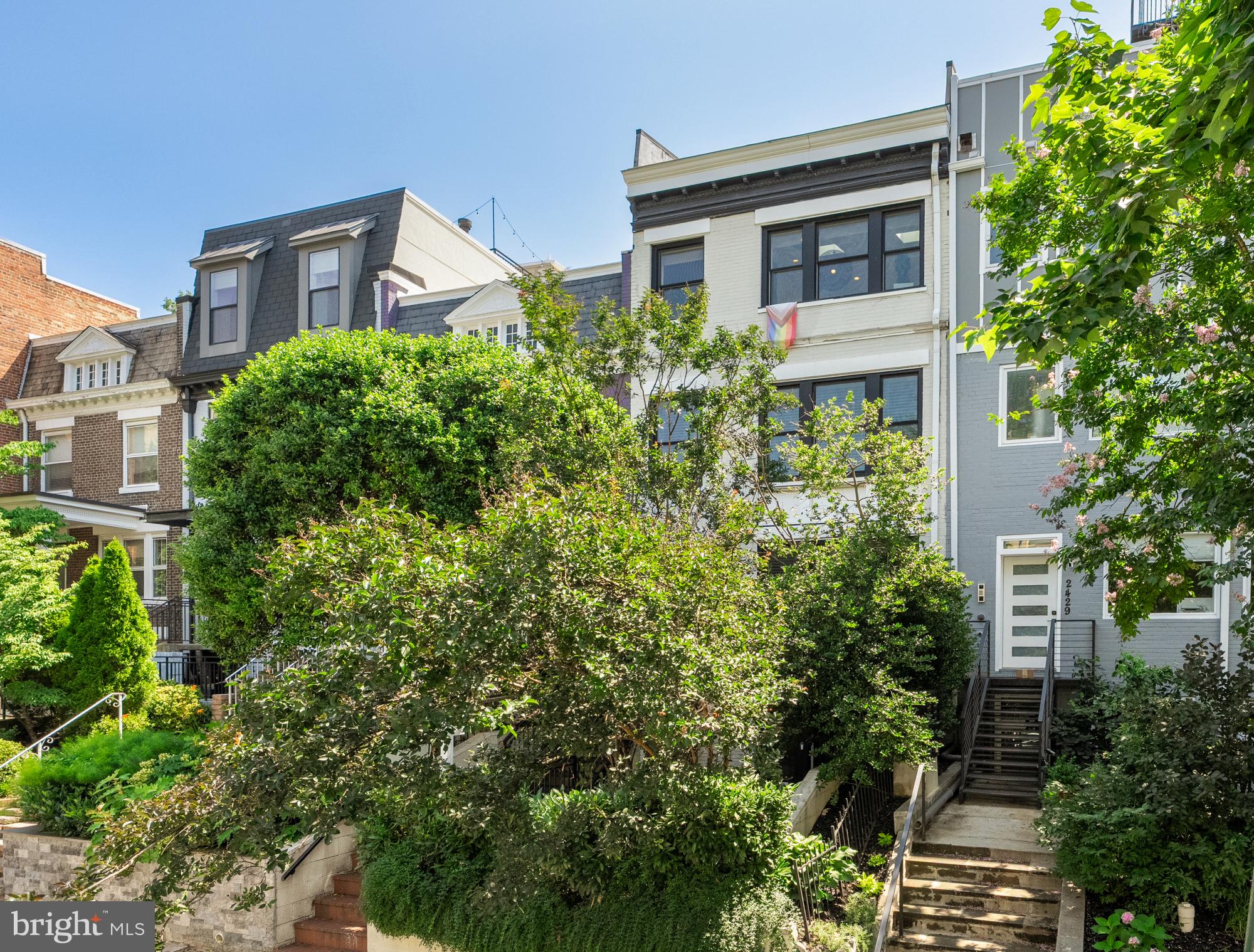 2431 ONTARIO ROAD NW 4