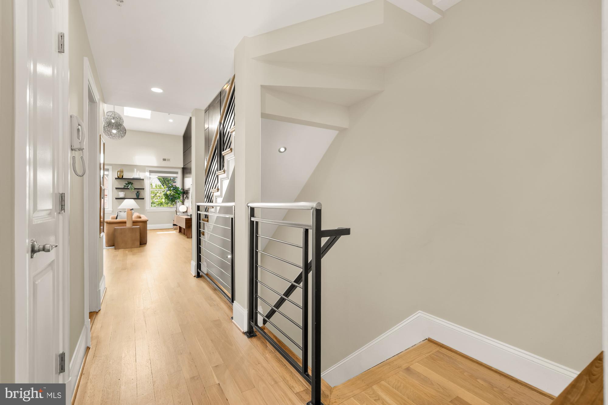 2431 ONTARIO ROAD NW 4