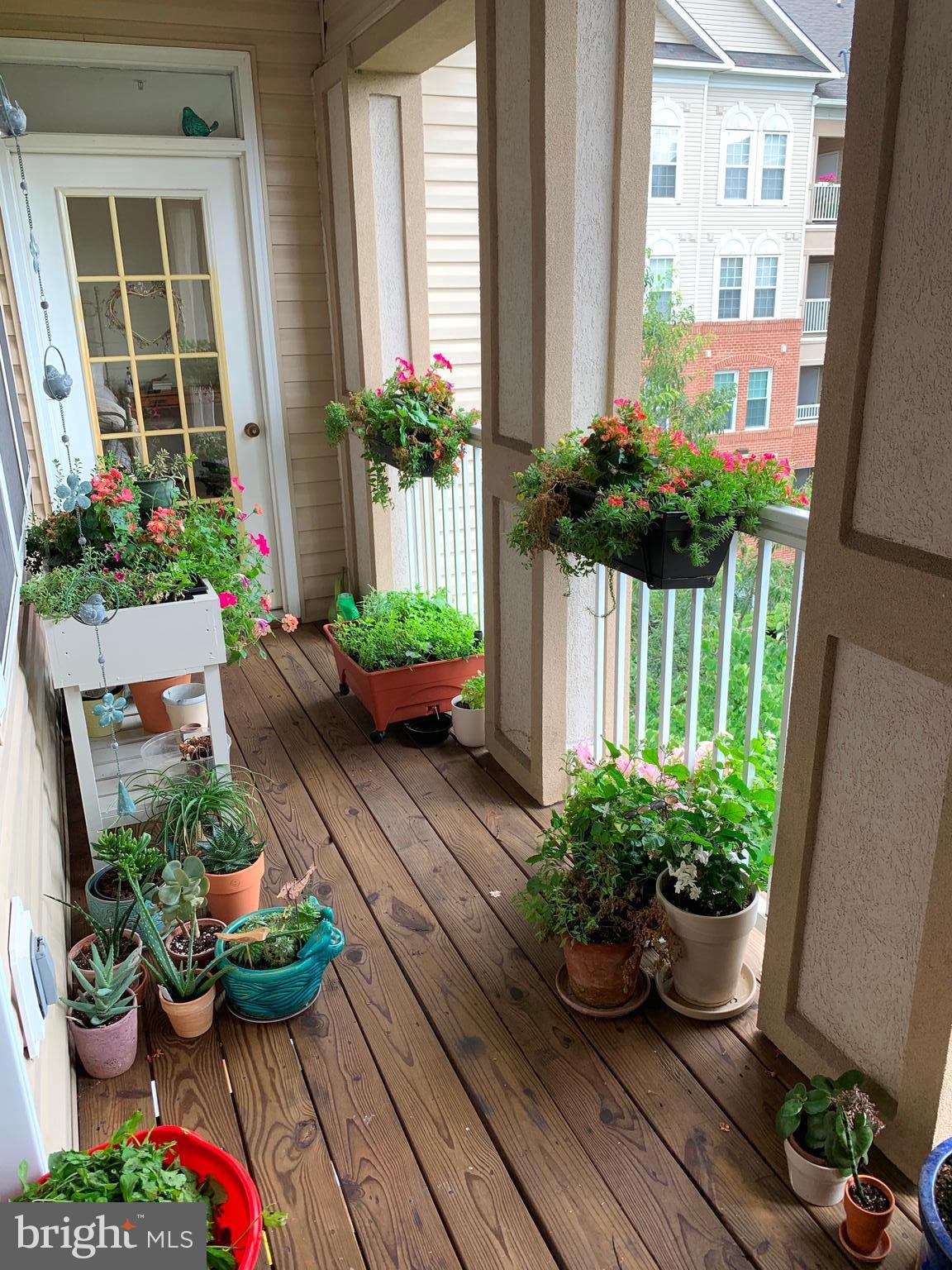 HIGH VIEW AT HUNT VALLEY - Residential Lease