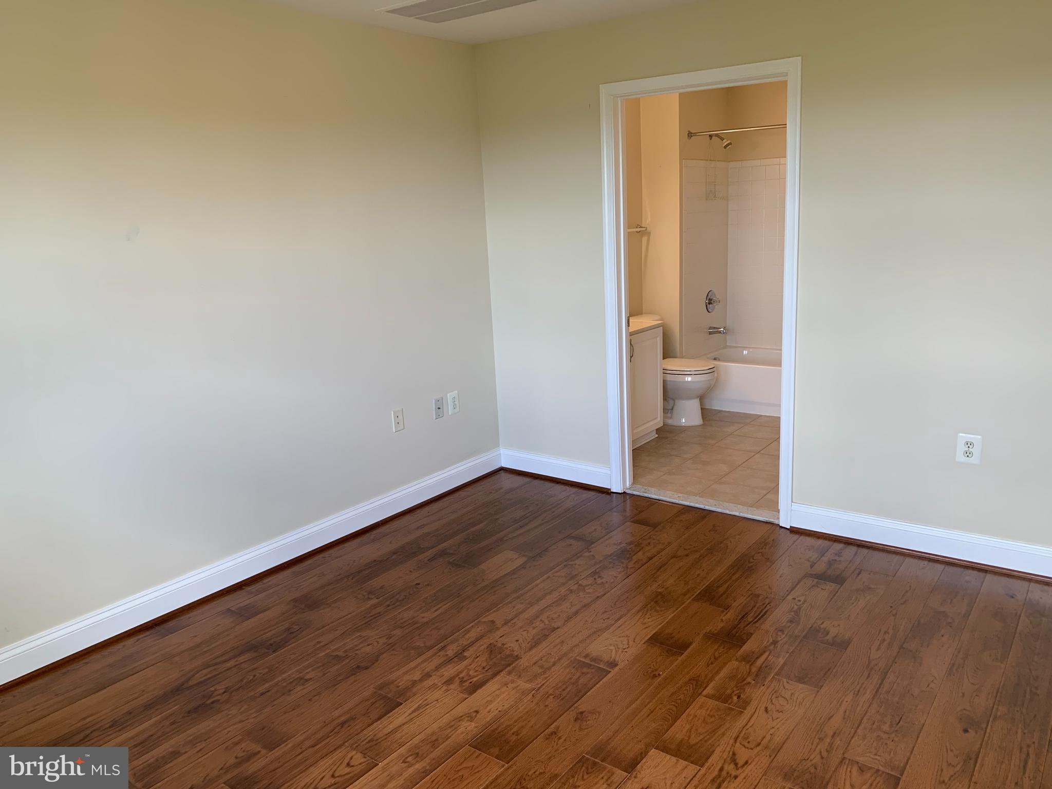 HIGH VIEW AT HUNT VALLEY - Residential Lease