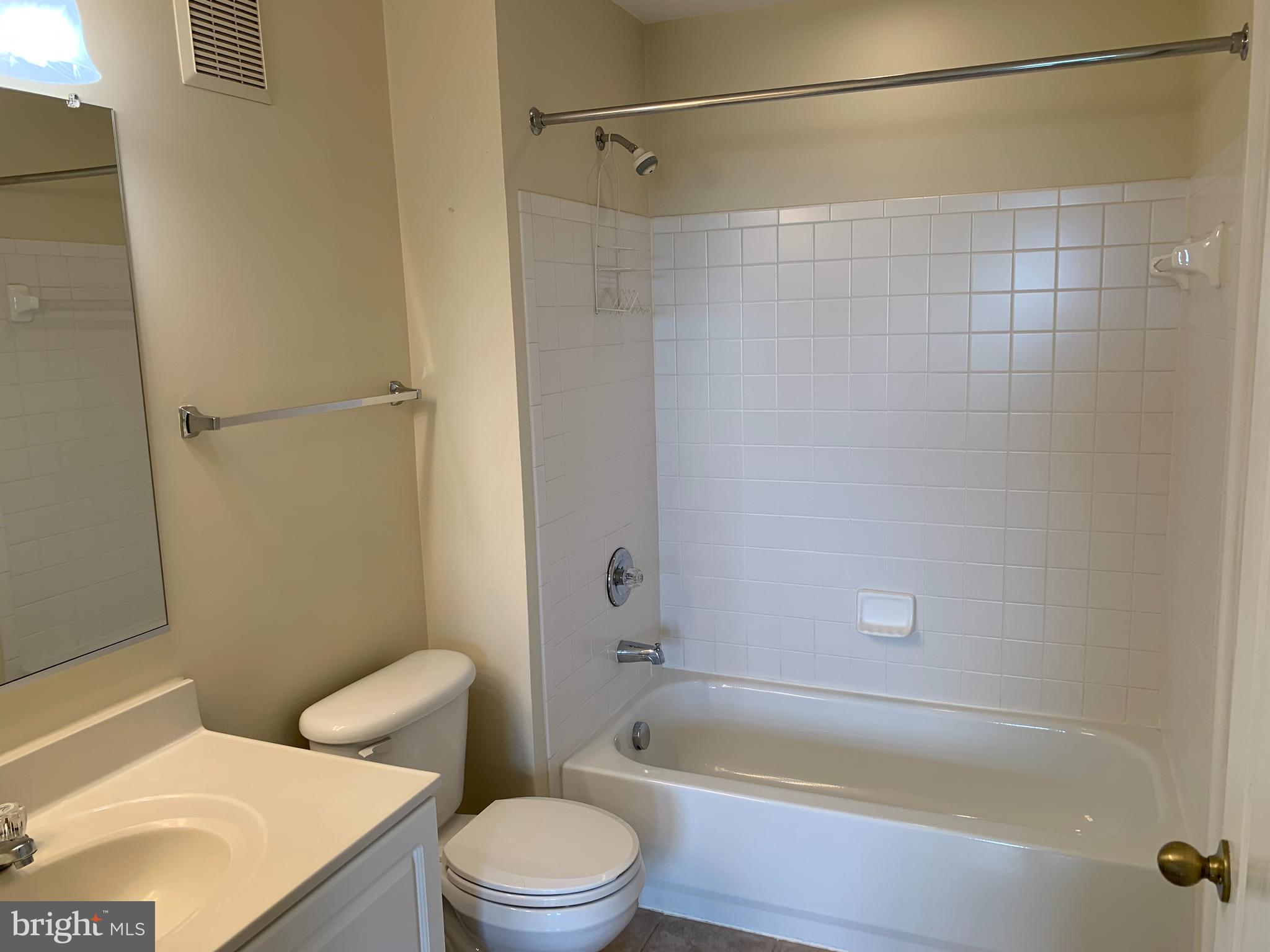 HIGH VIEW AT HUNT VALLEY - Residential Lease